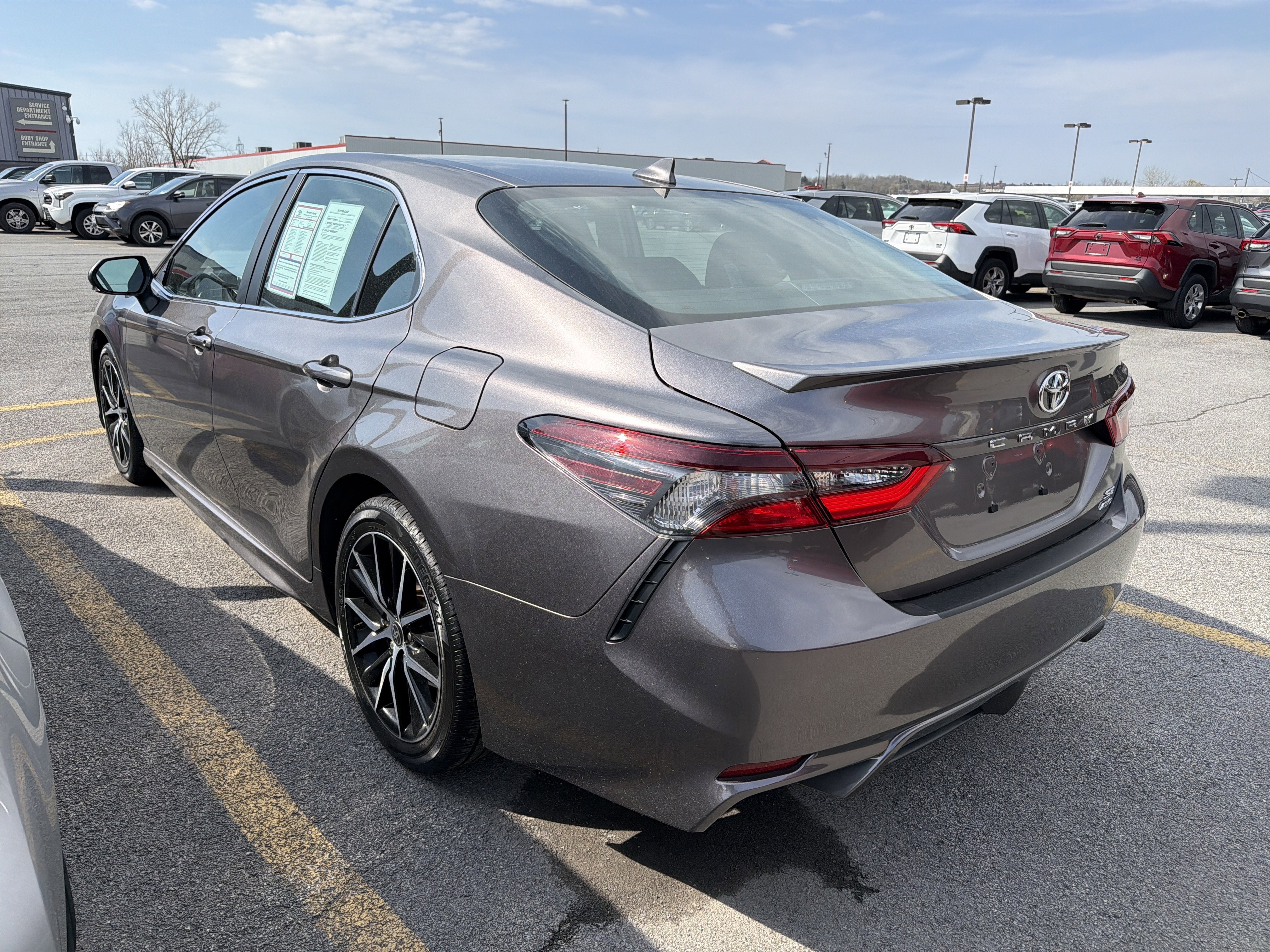 2024 Toyota Camry SE