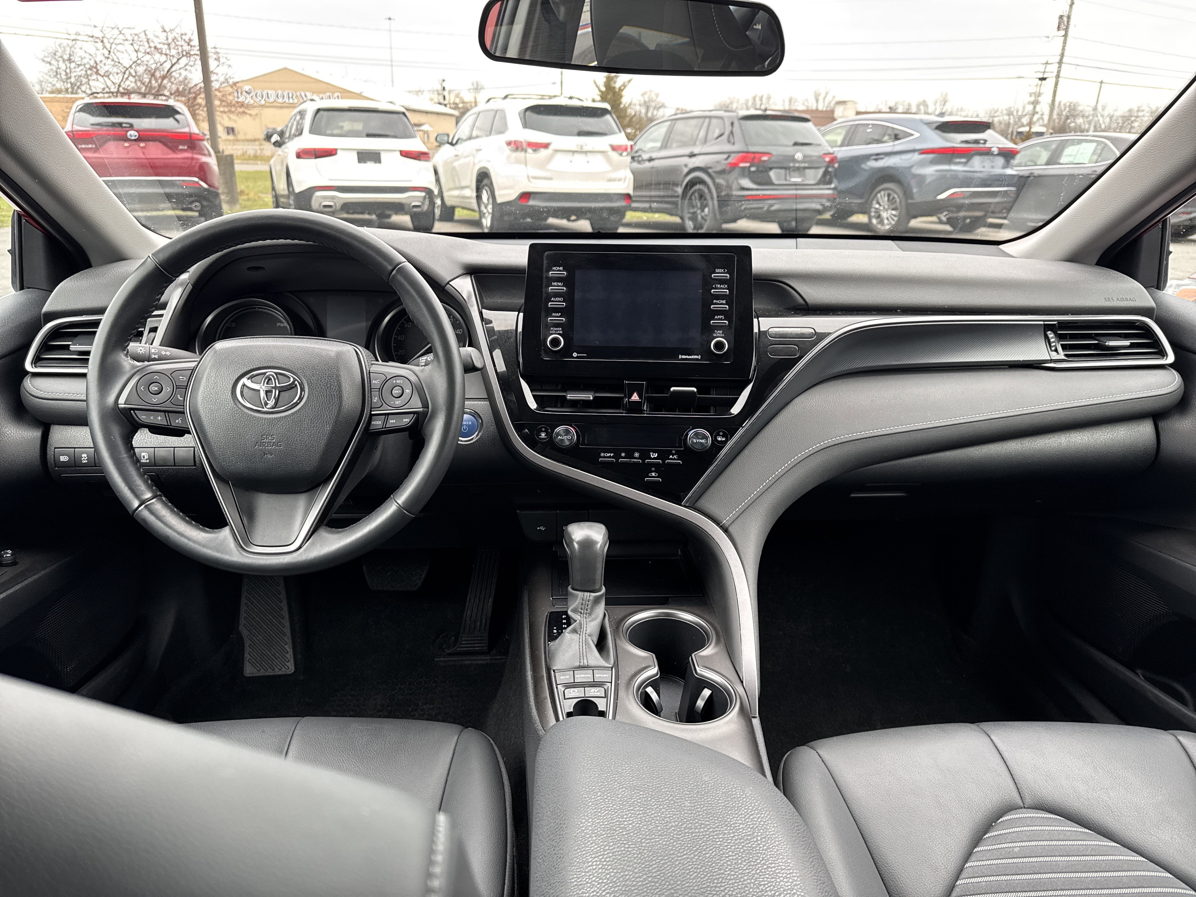 2023 Toyota Camry Hybrid SE