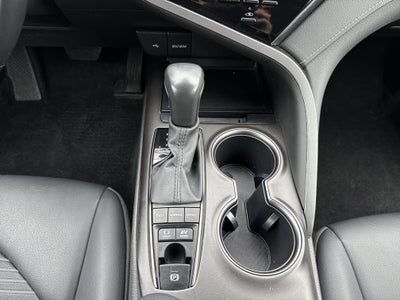 2023 Toyota Camry Hybrid SE