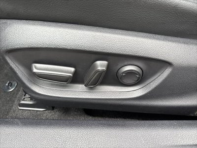 2023 Toyota Camry Hybrid SE