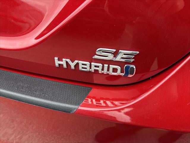 2023 Toyota Camry Hybrid SE