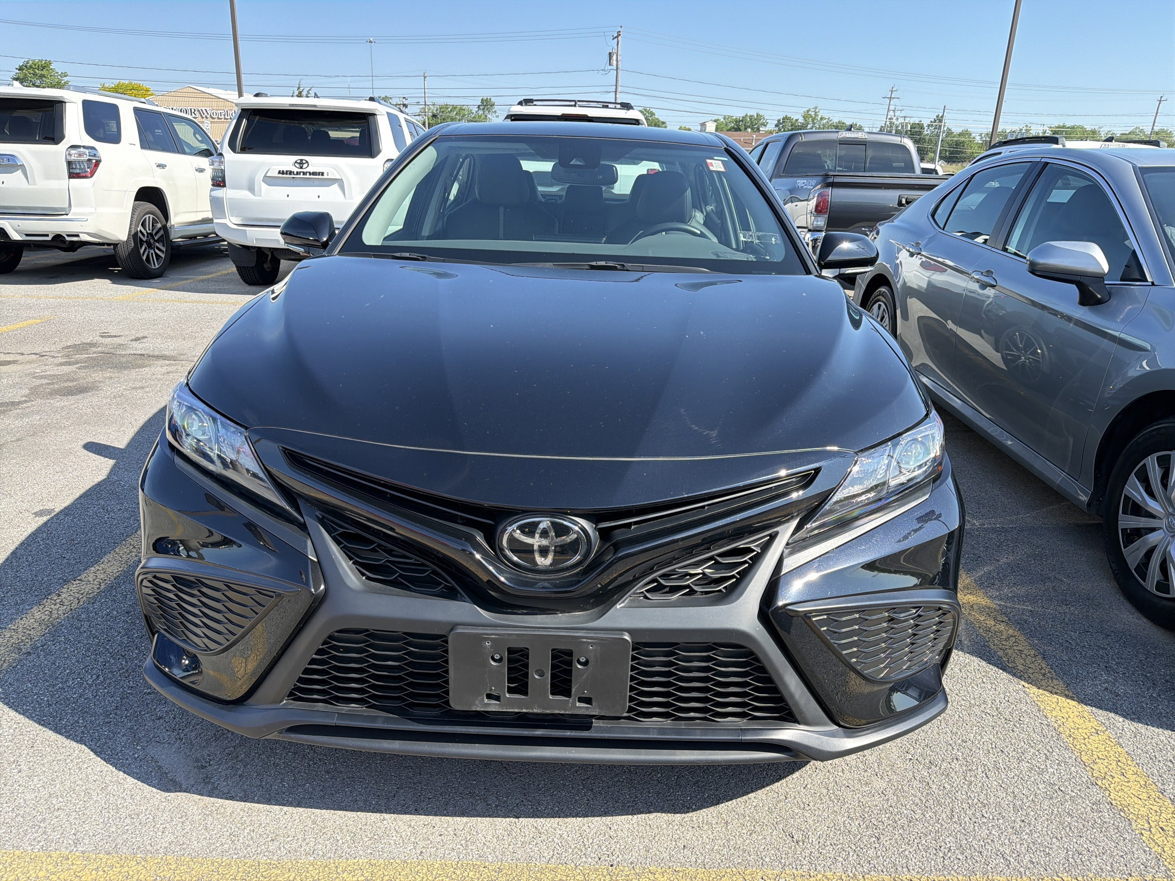 2023 Toyota Camry SE
