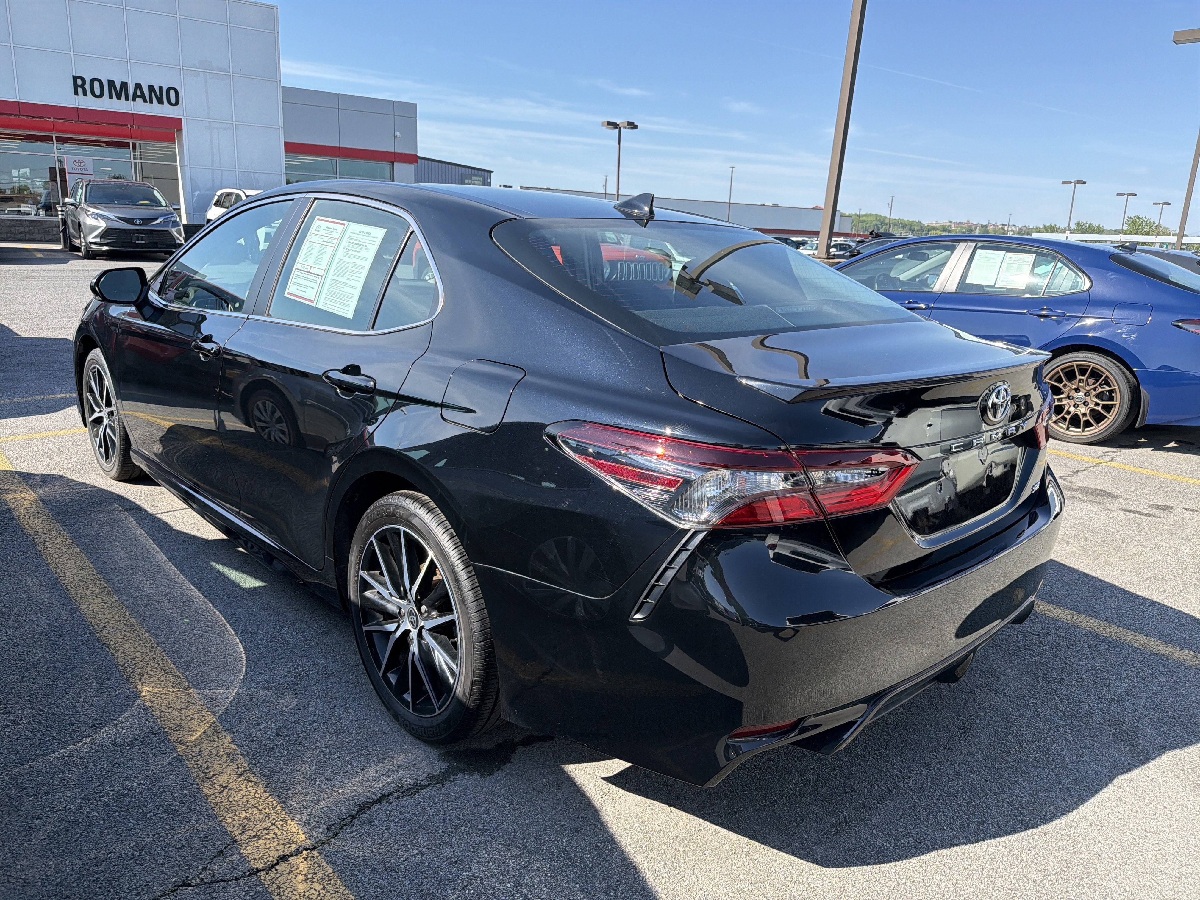 2023 Toyota Camry SE