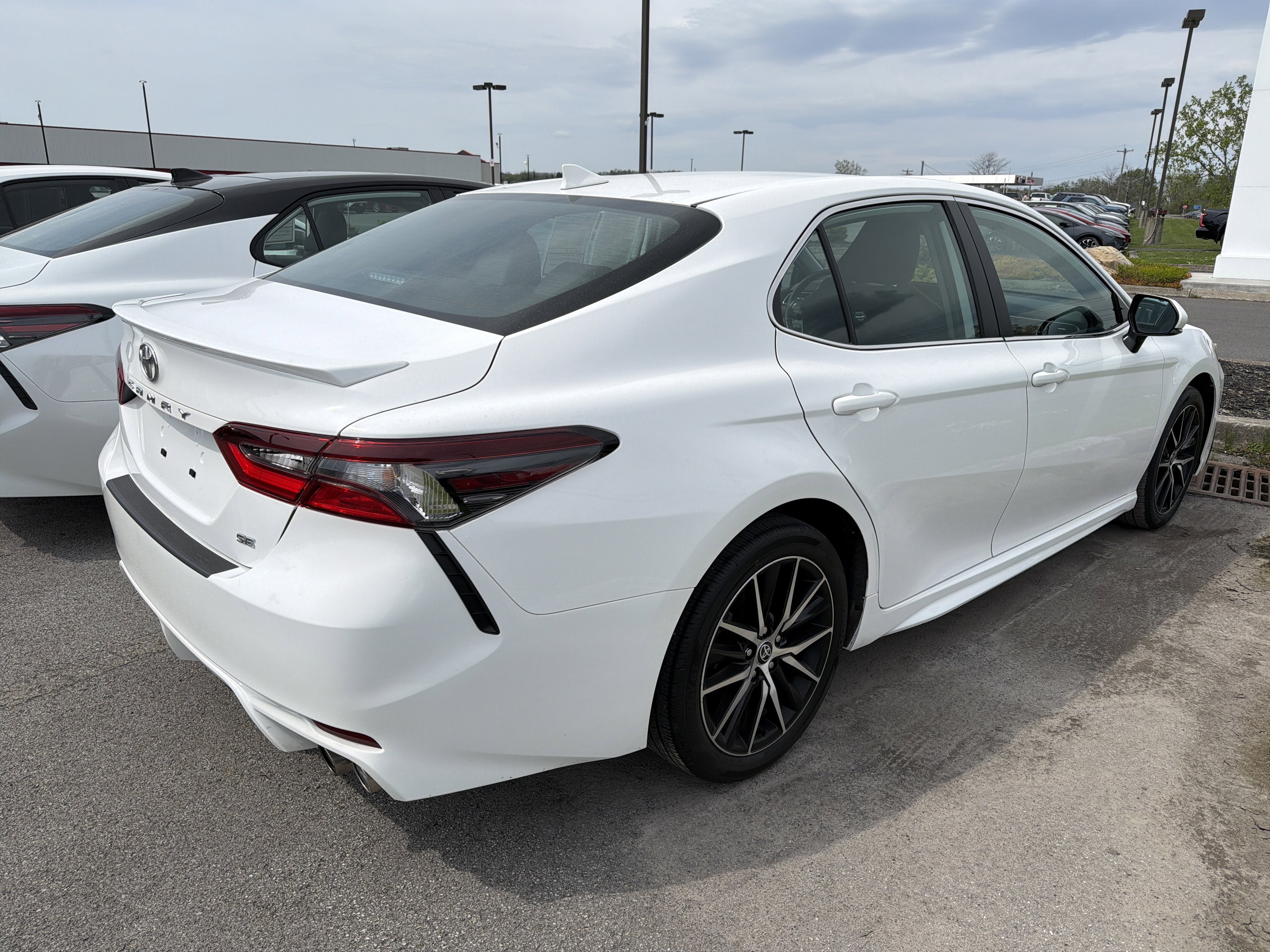 2023 Toyota Camry SE