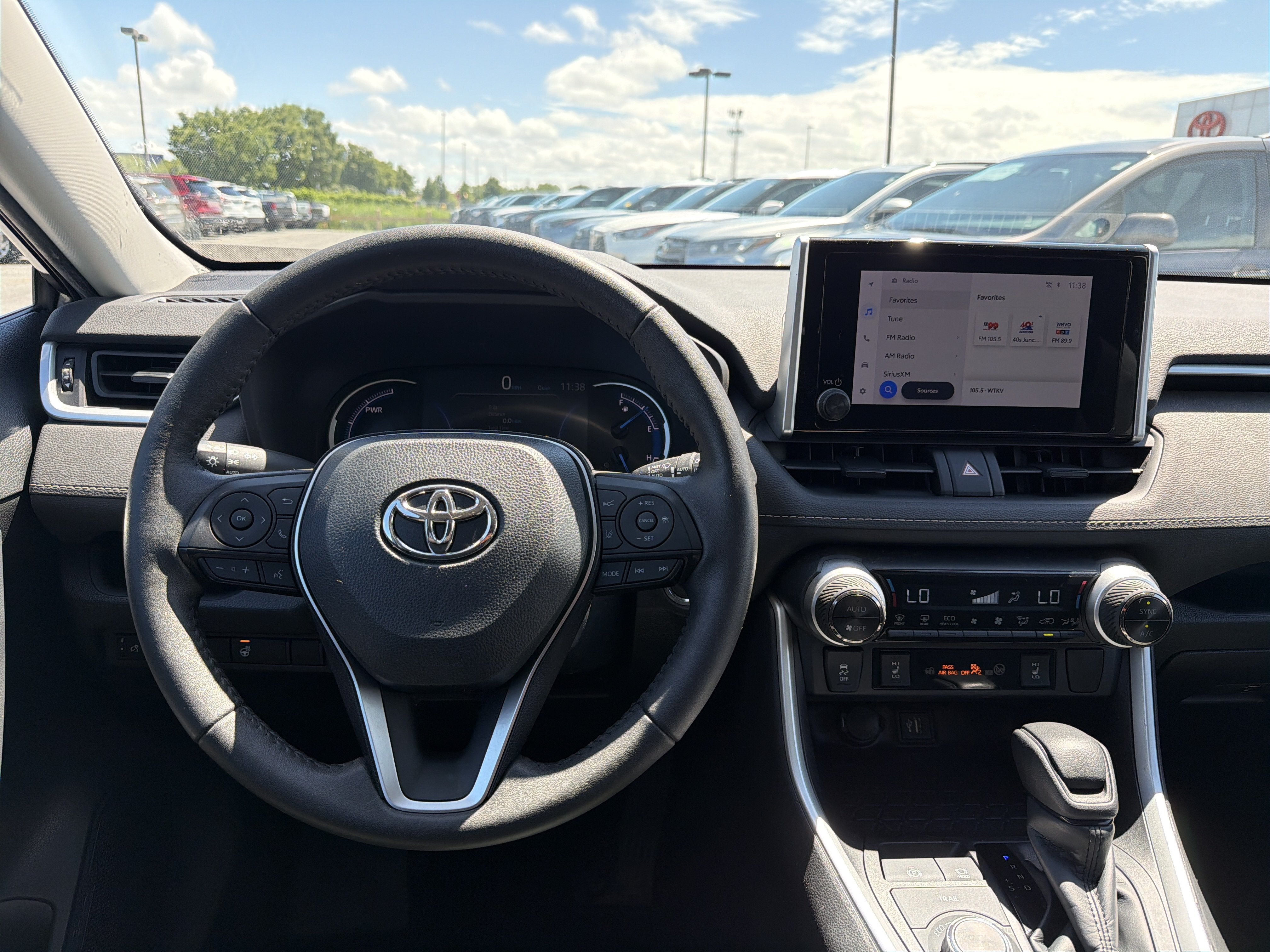 2023 Toyota RAV4 Hybrid XLE