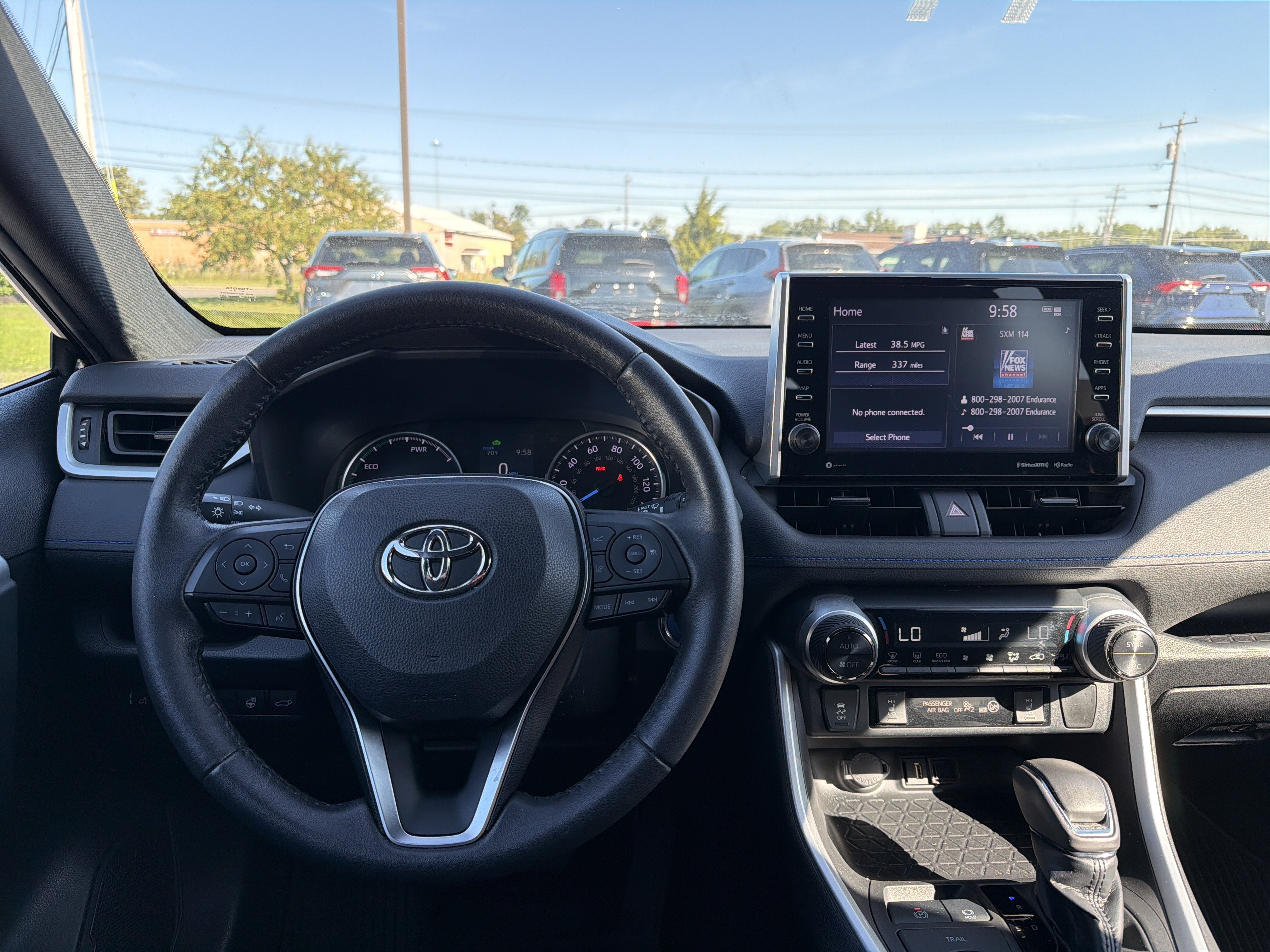 2022 Toyota RAV4 Hybrid SE
