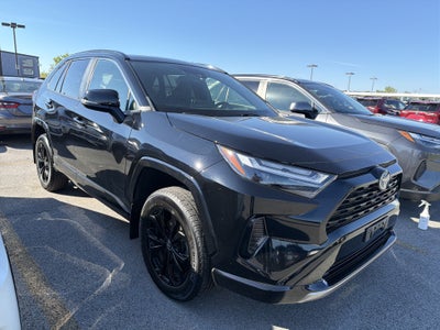 2022 Toyota RAV4 Hybrid SE