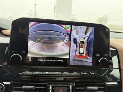 2024 Nissan Pathfinder Platinum