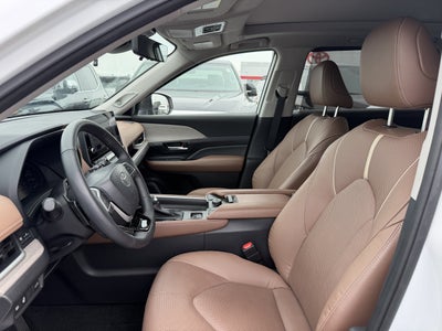 2025 Toyota Grand Highlander Platinum