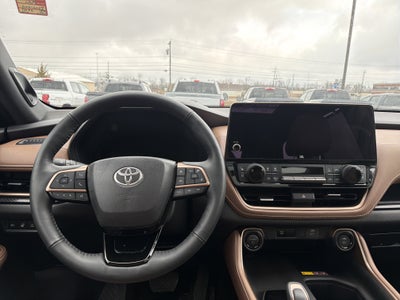 2025 Toyota Grand Highlander Hybrid MAX Platinum