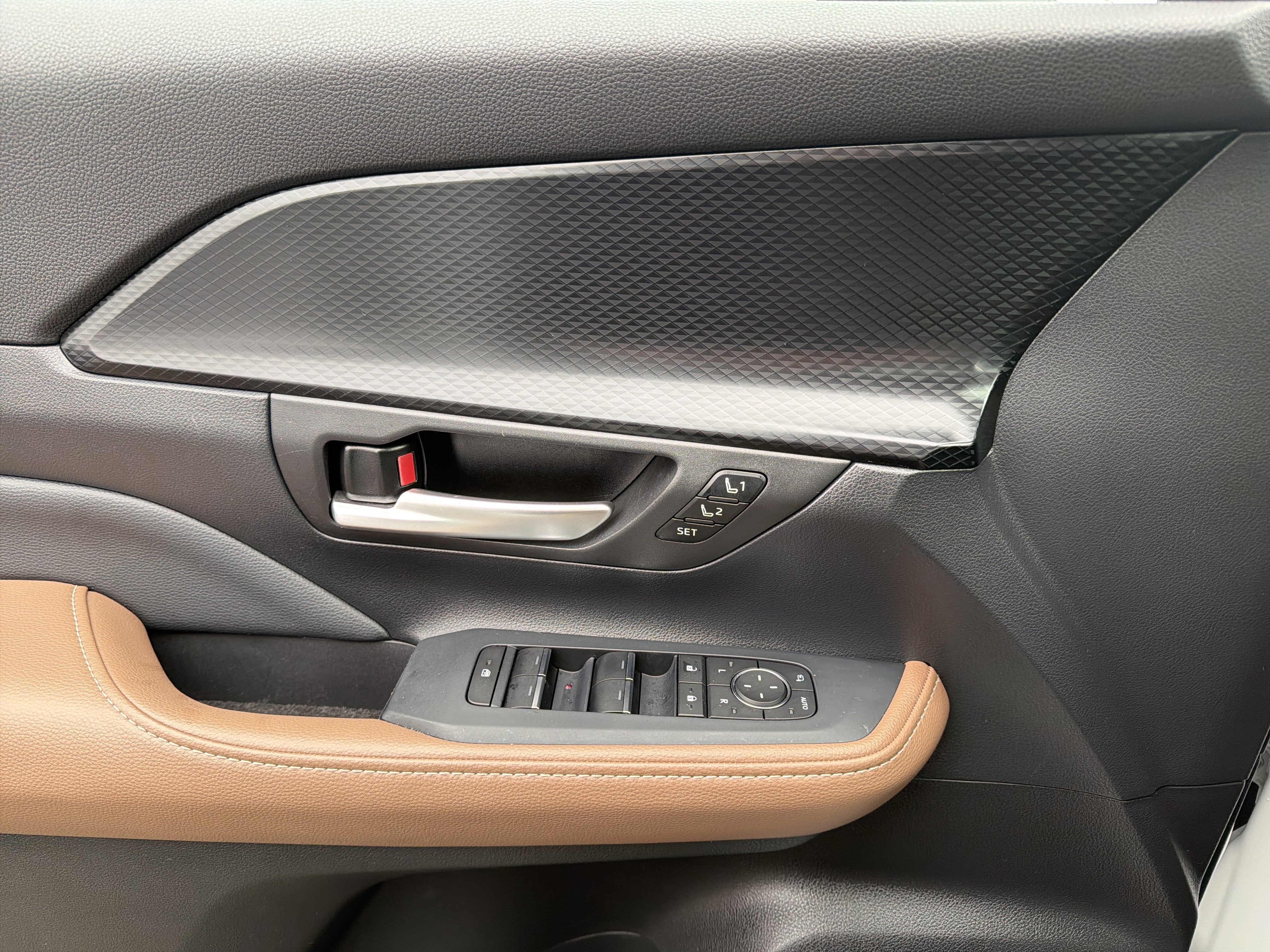 2025 Toyota Grand Highlander Hybrid MAX Platinum