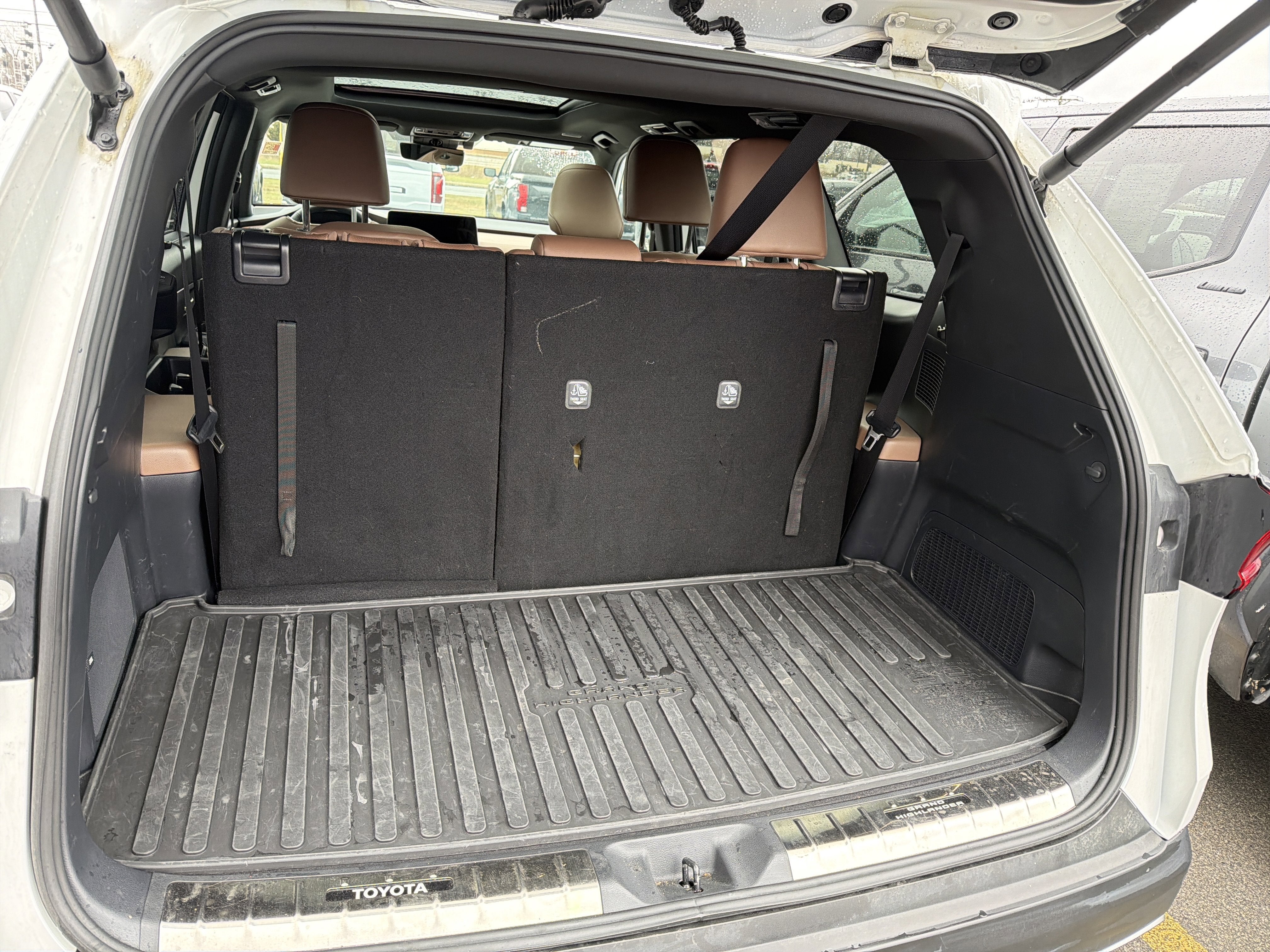 2025 Toyota Grand Highlander Hybrid MAX Platinum