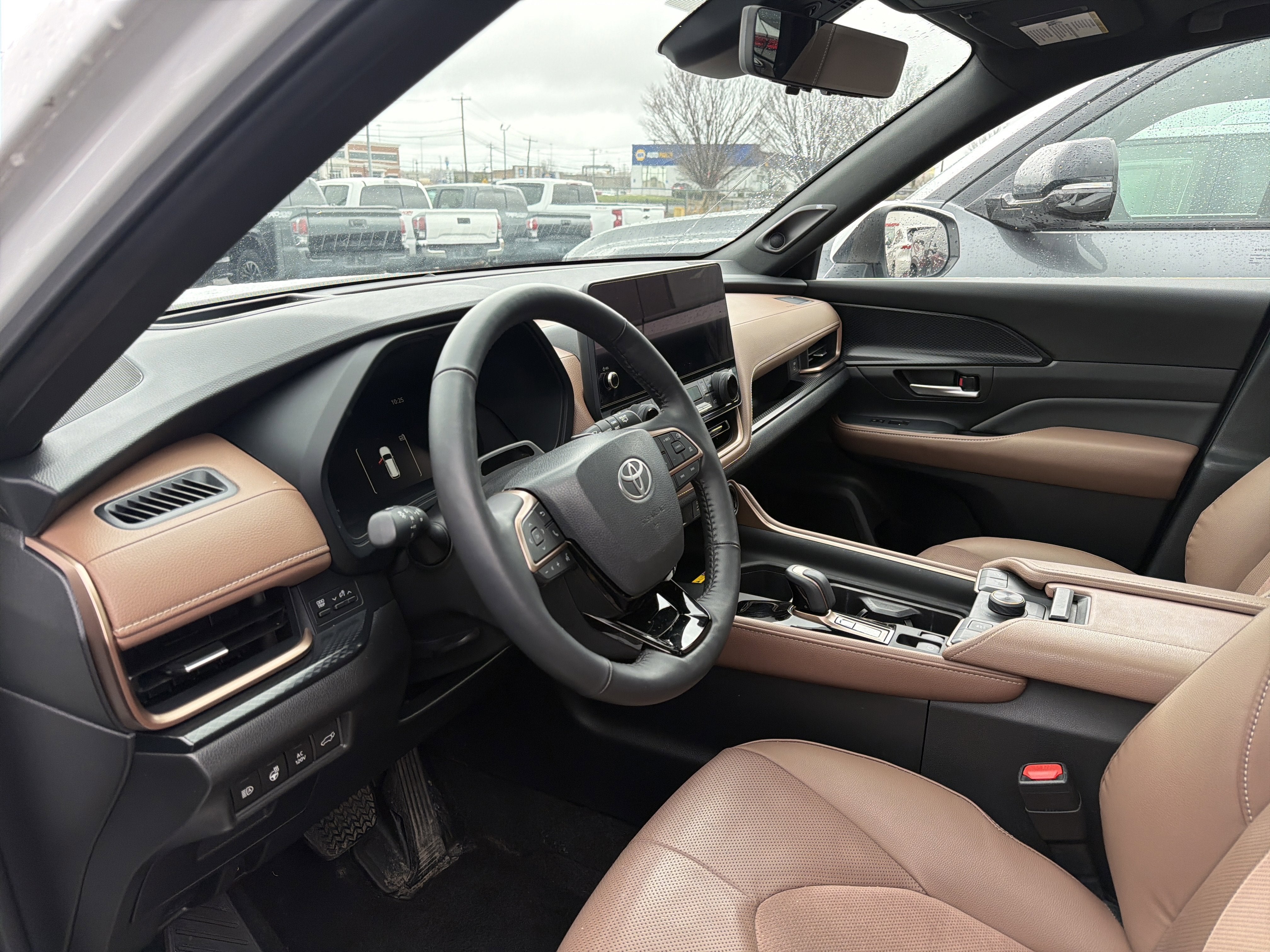 2025 Toyota Grand Highlander Hybrid MAX Platinum