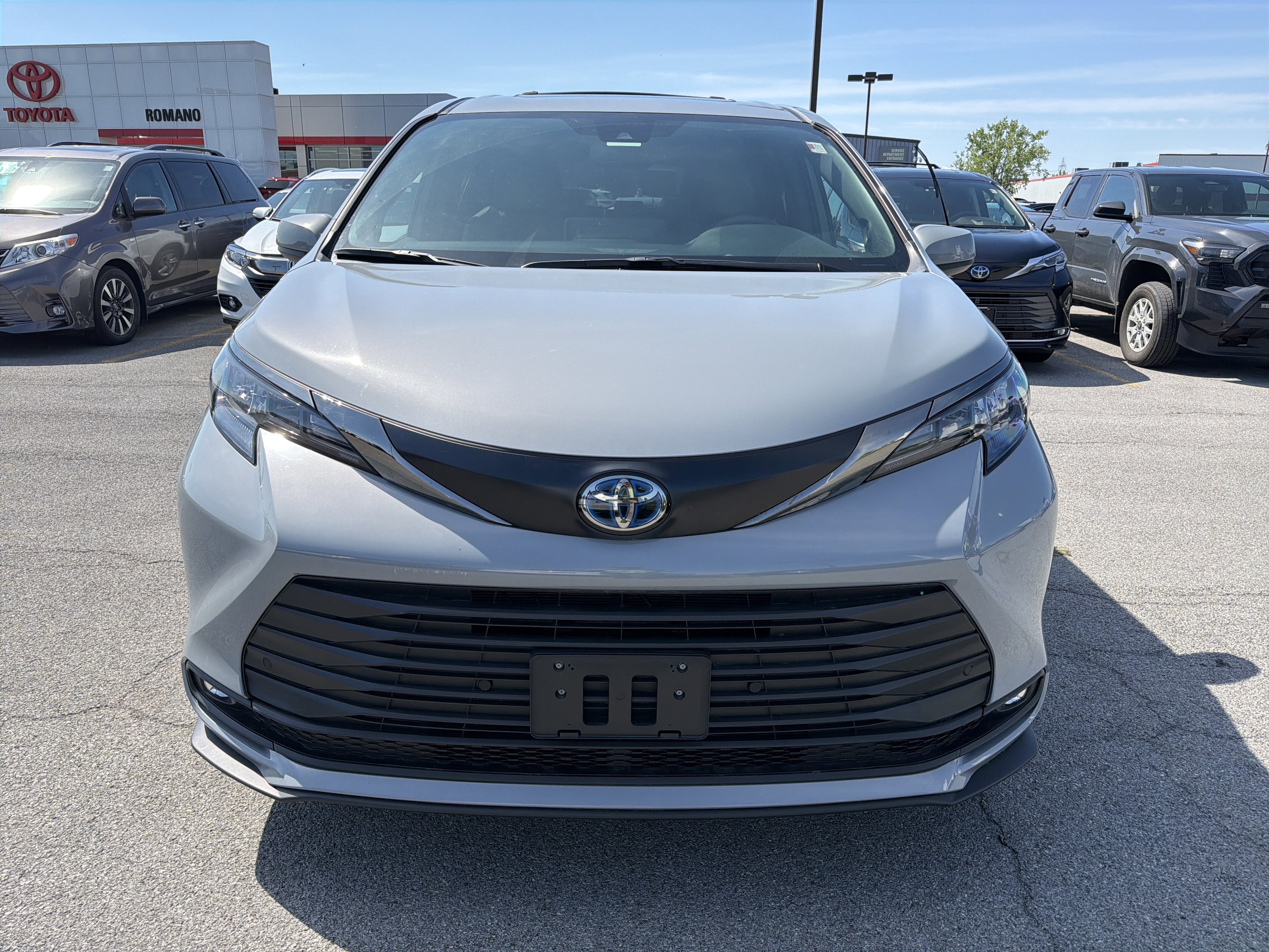 2023 Toyota Sienna XSE 25th Anniversary