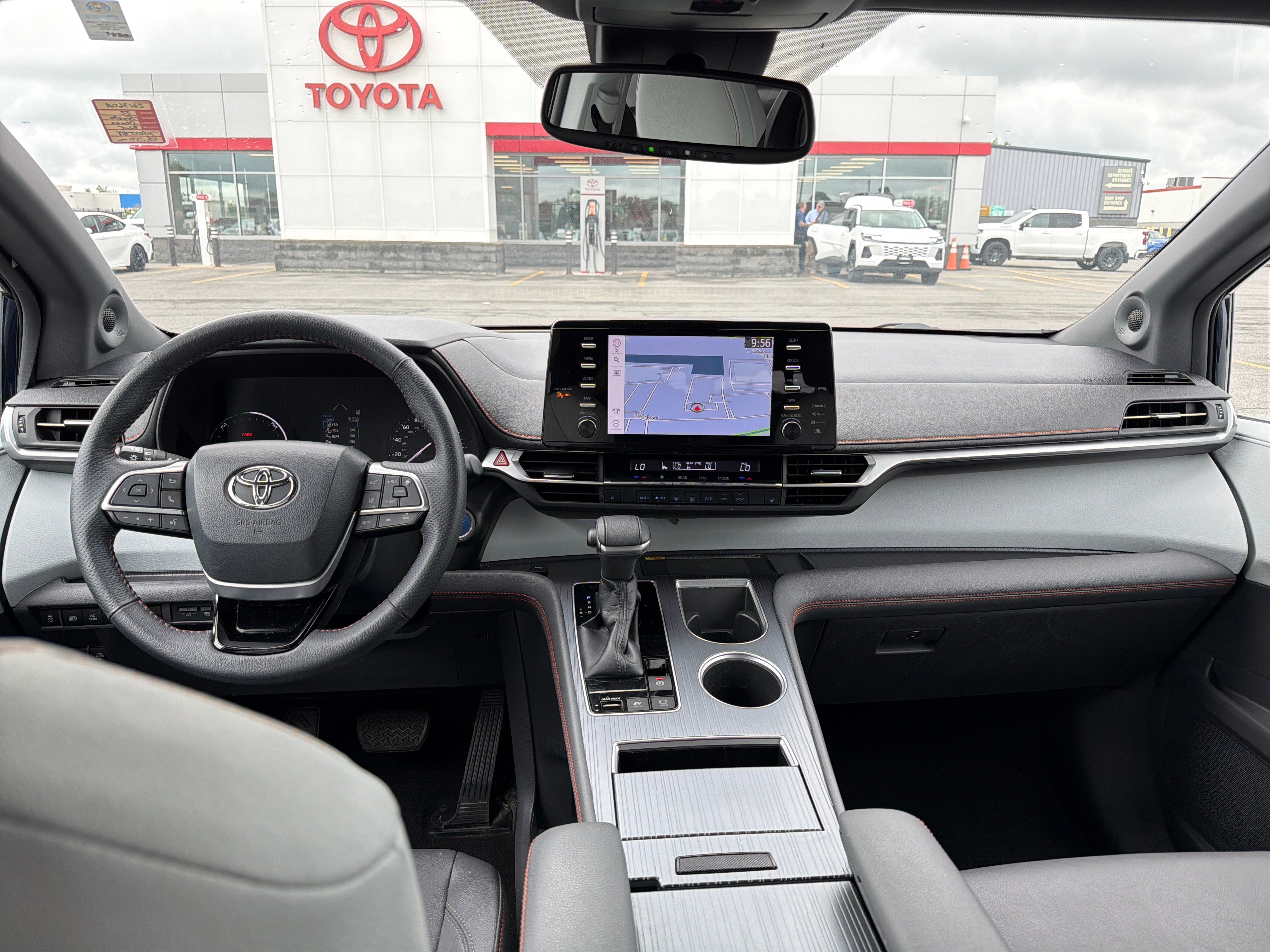 2022 Toyota Sienna XSE