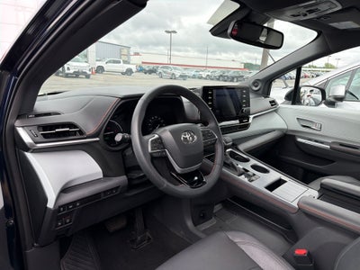 2022 Toyota Sienna XSE