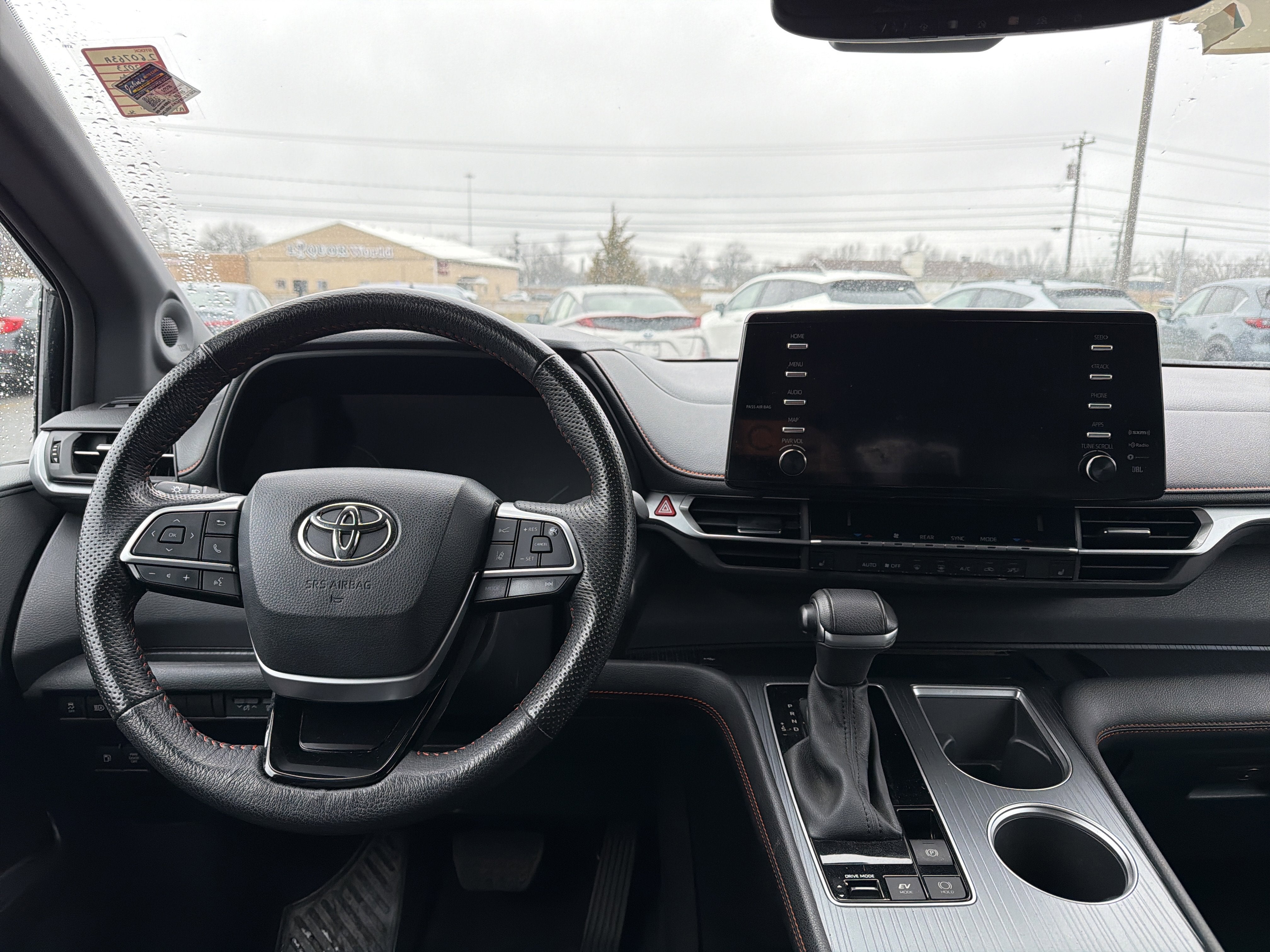 2023 Toyota Sienna XSE