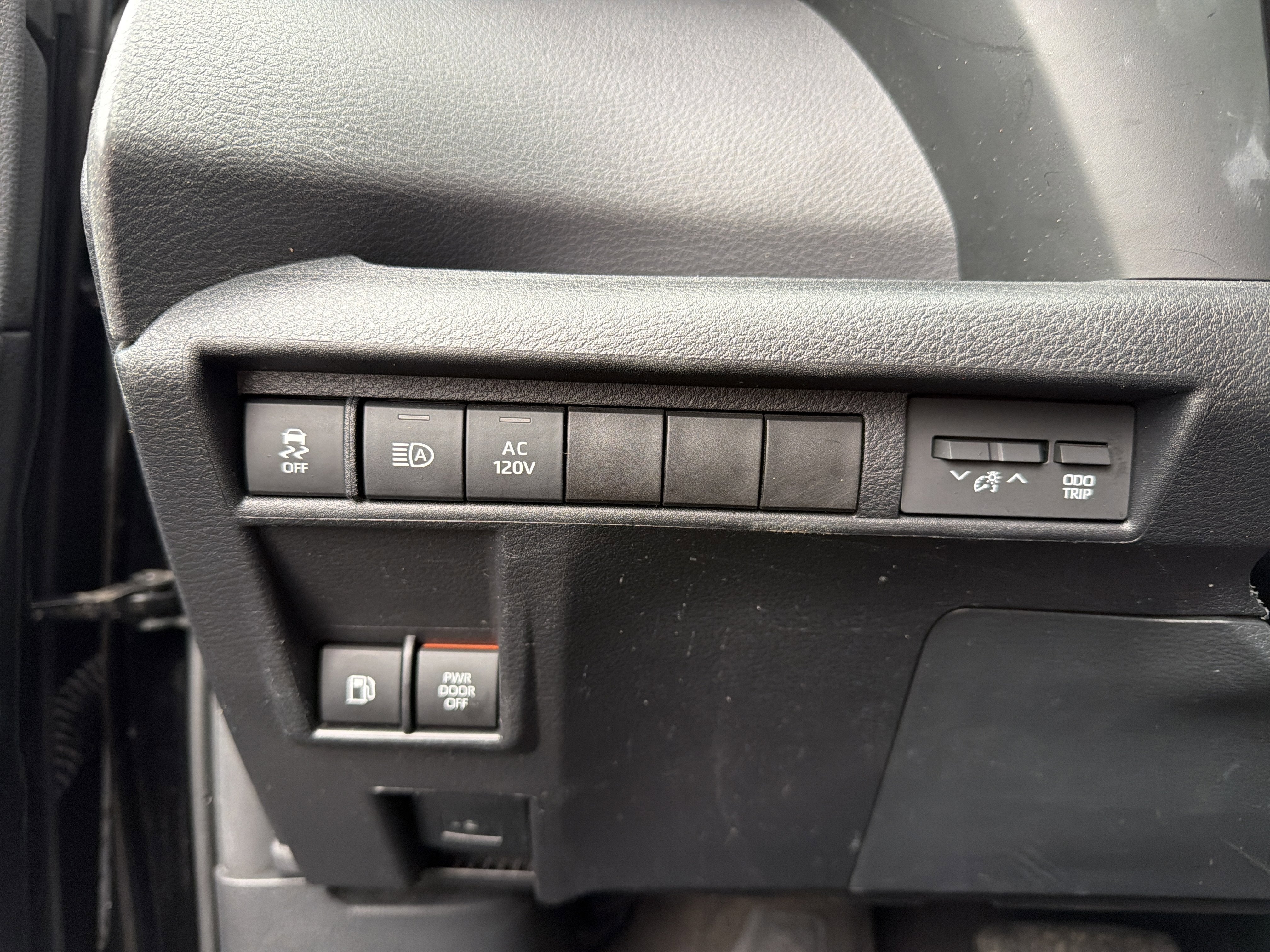 2023 Toyota Sienna XSE