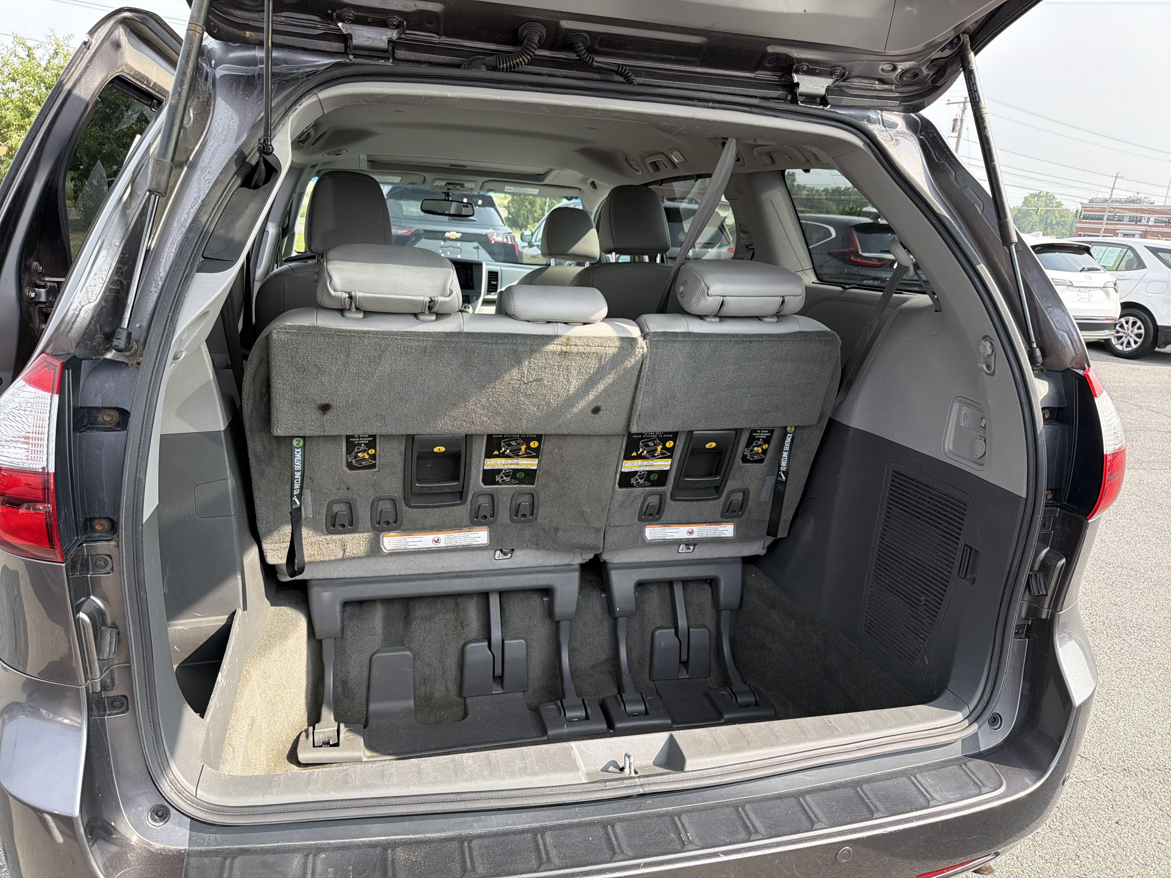 2017 Toyota Sienna XLE
