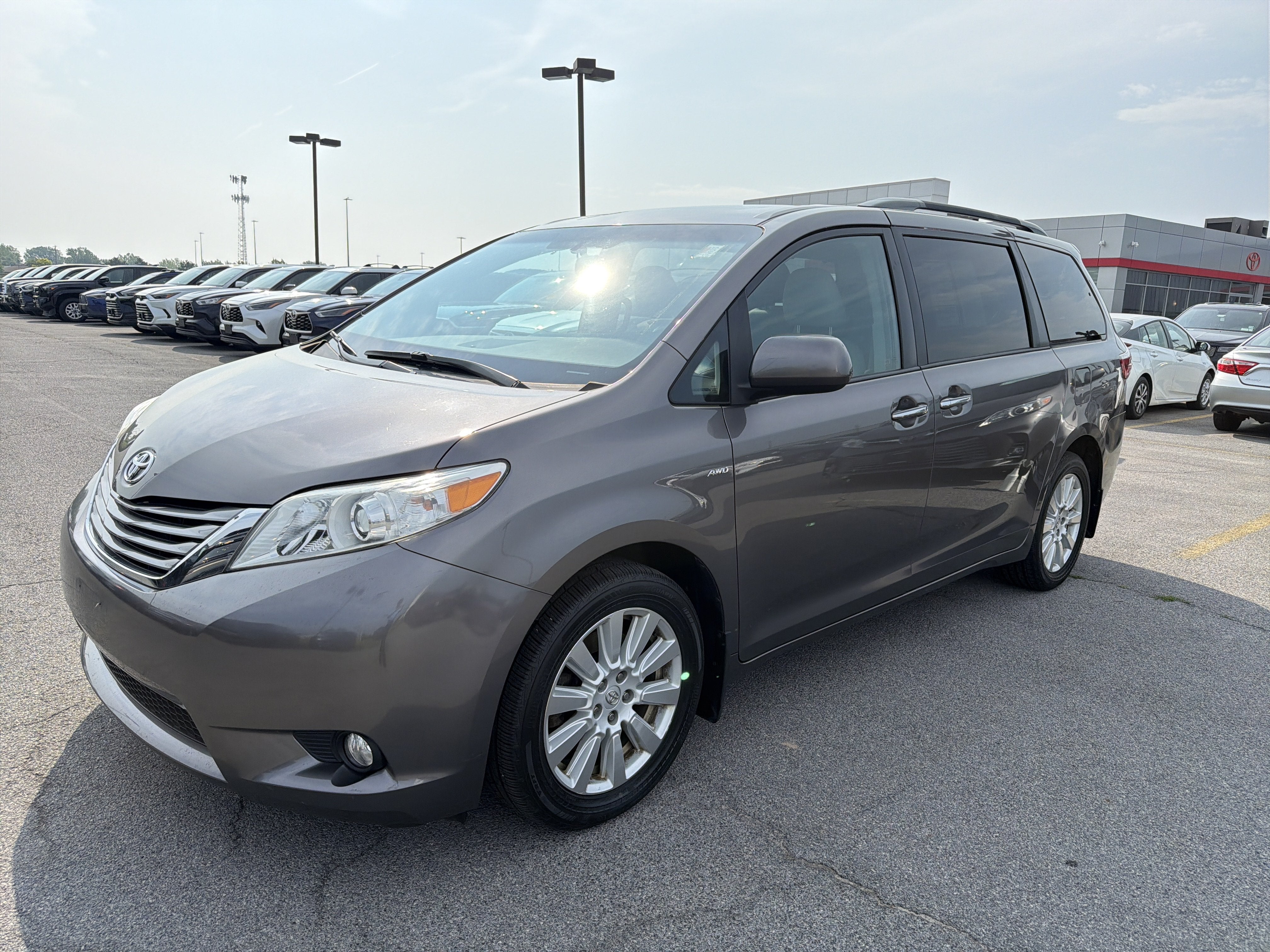 2017 Toyota Sienna XLE