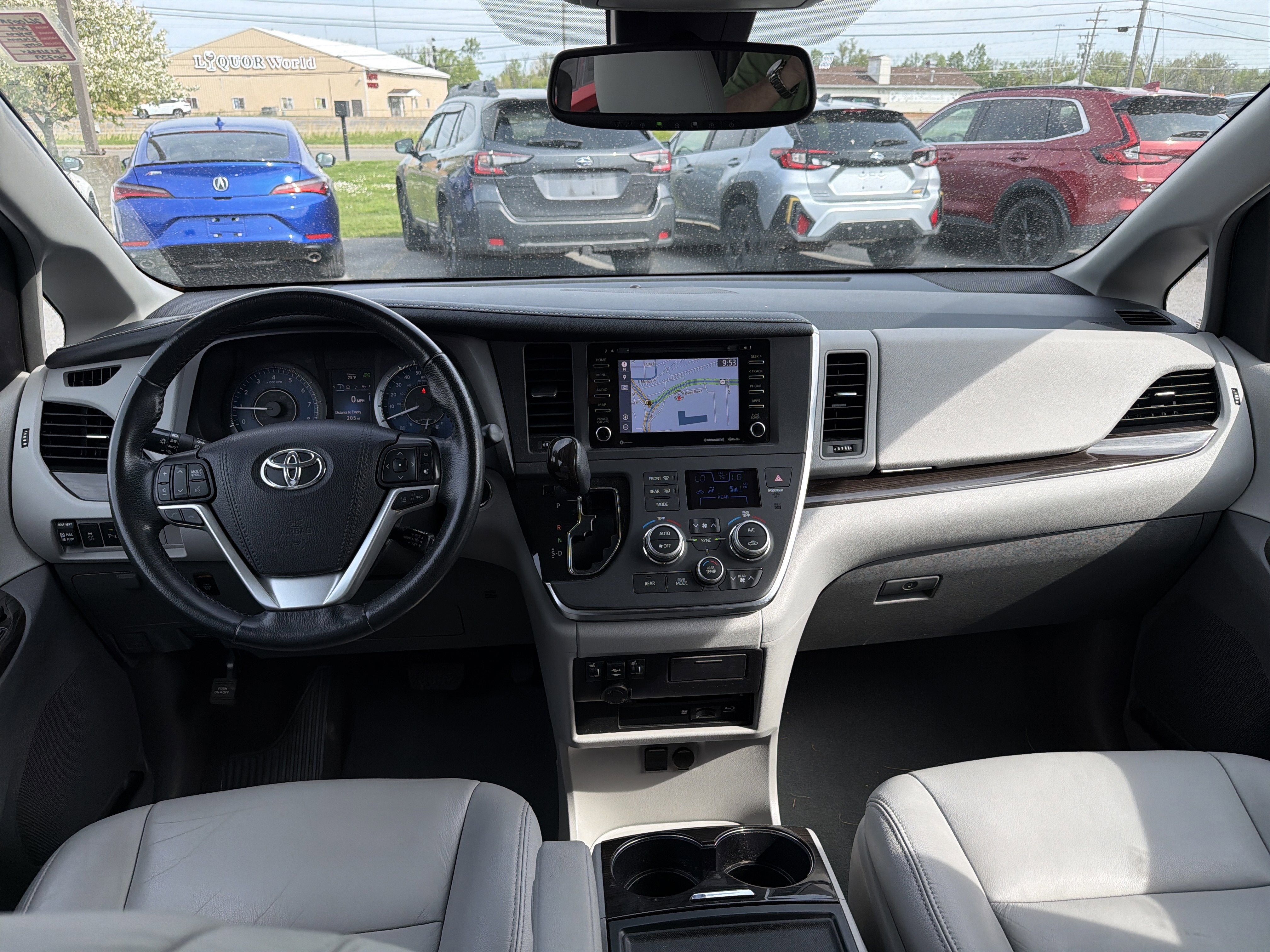 2019 Toyota Sienna XLE Premium