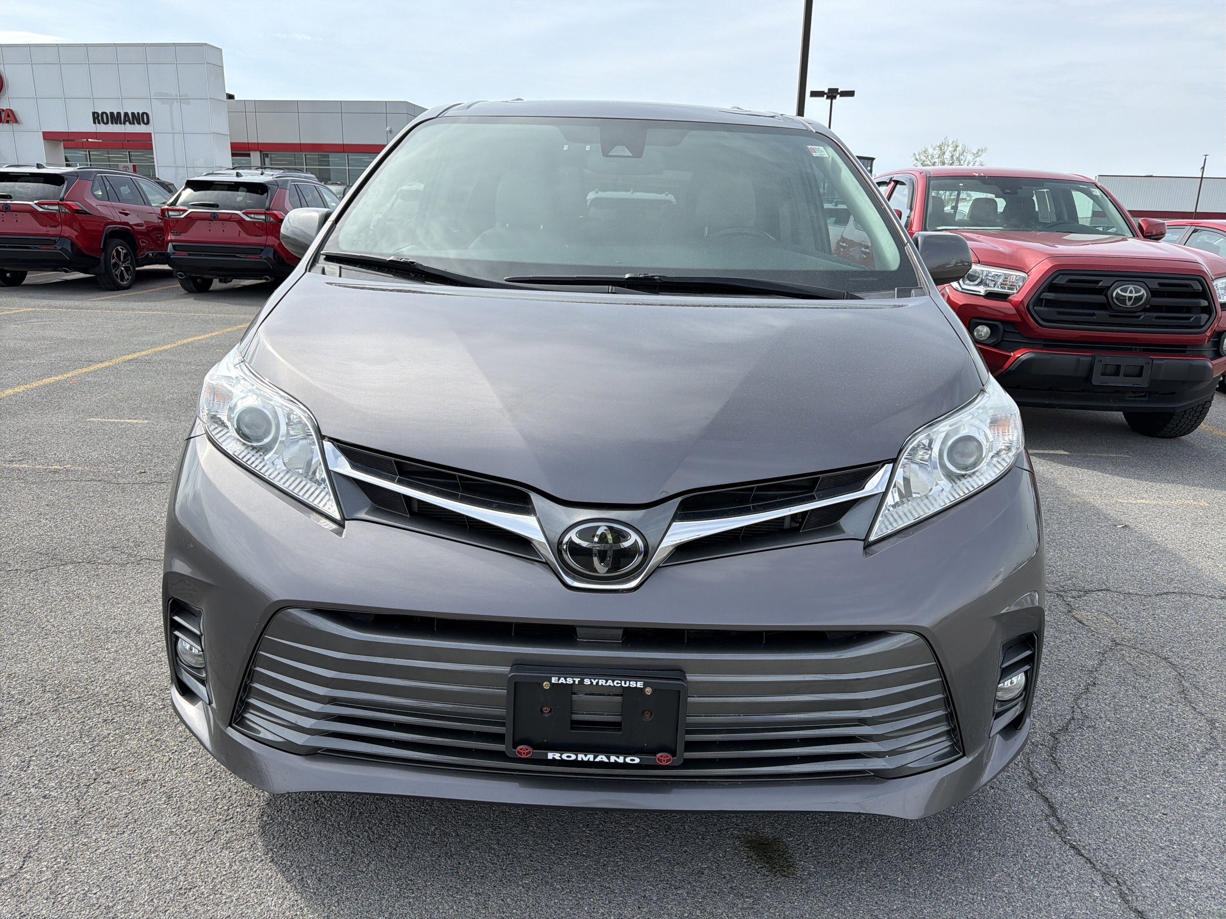 2019 Toyota Sienna XLE Premium