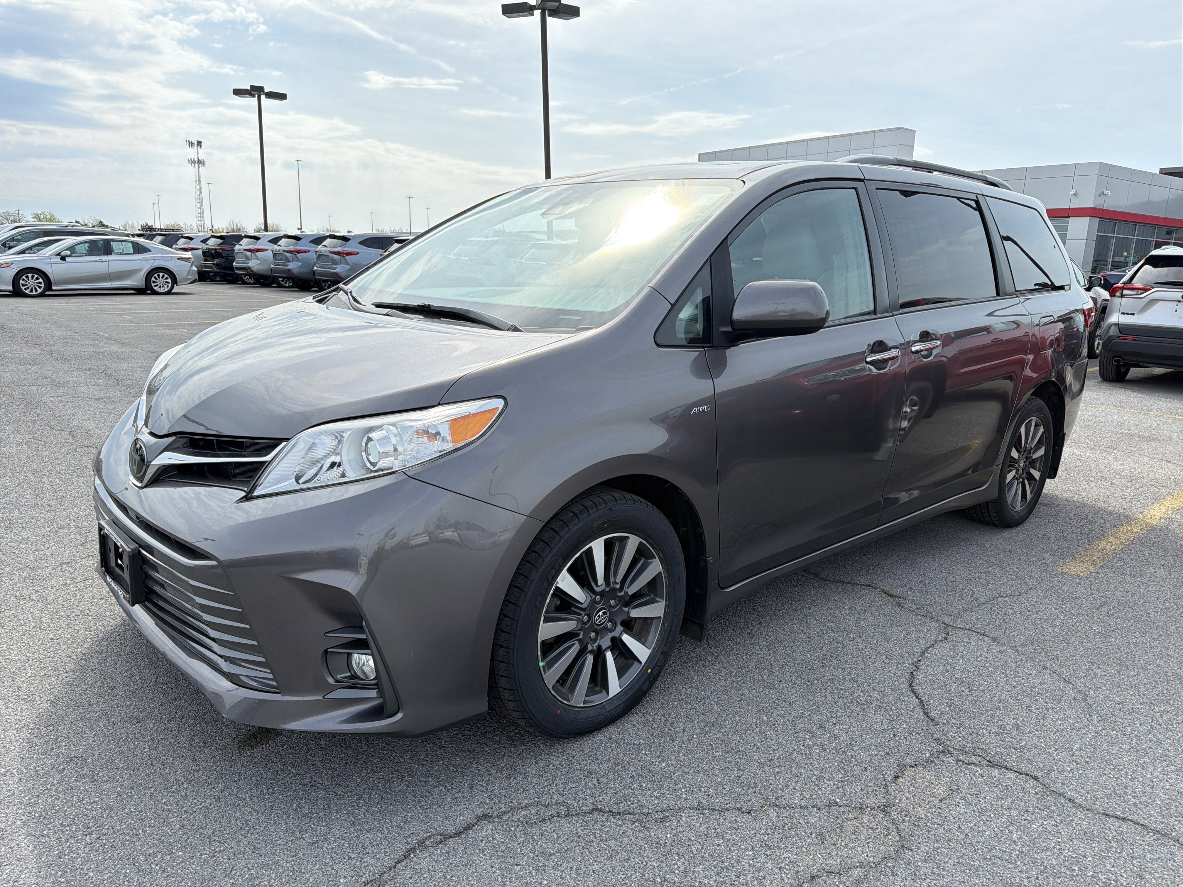 2019 Toyota Sienna XLE Premium