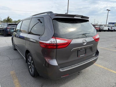 2019 Toyota Sienna XLE Premium
