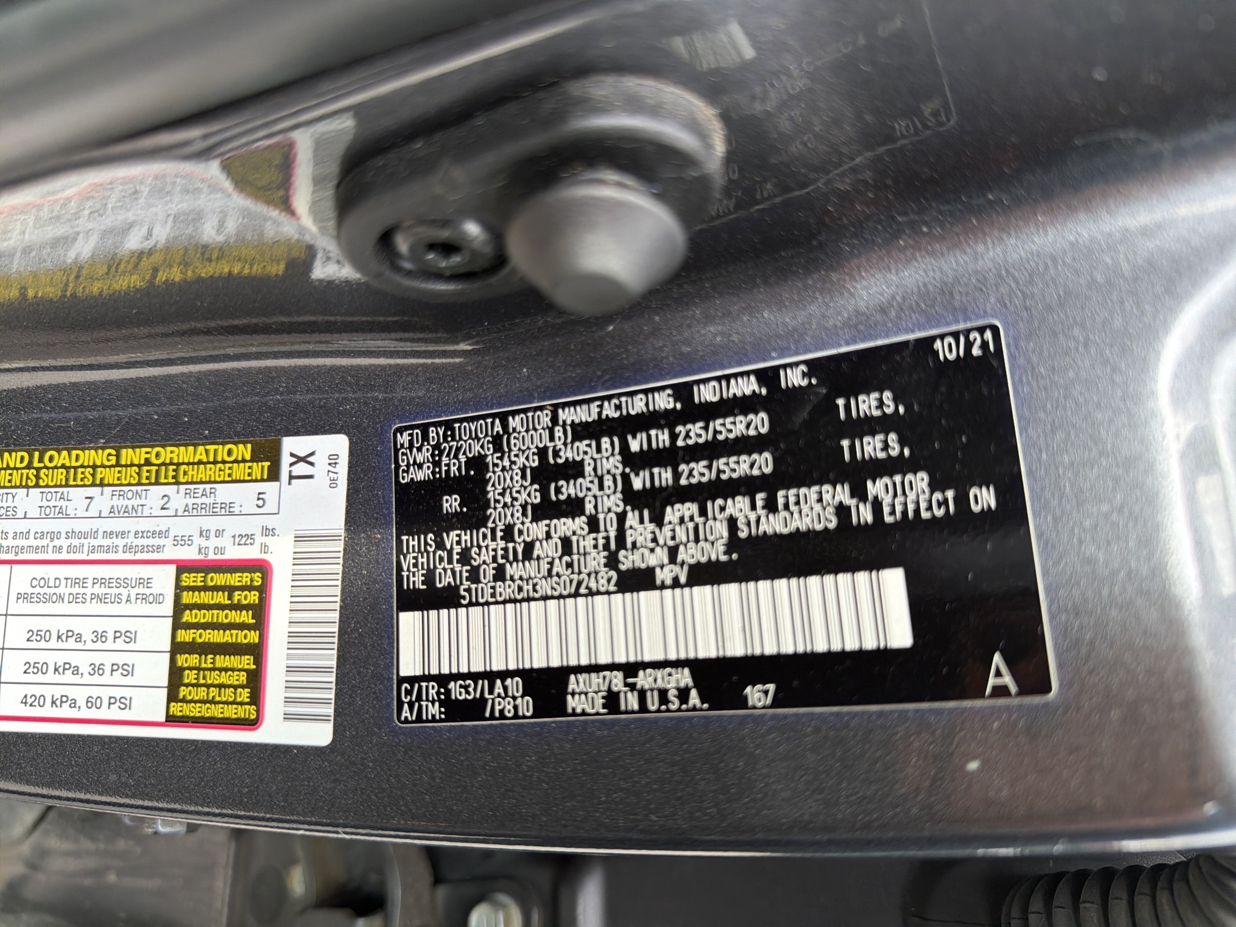 2022 Toyota Highlander Hybrid Platinum