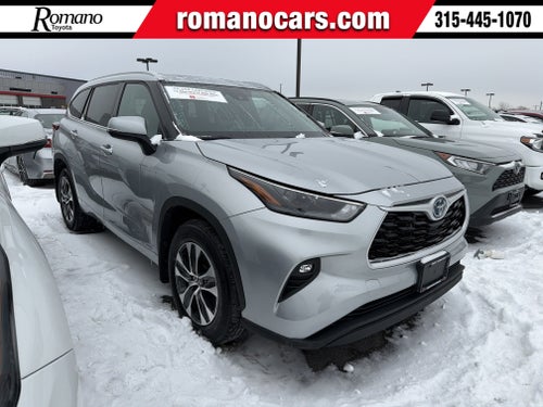 2022 Toyota Highlander Hybrid XLE