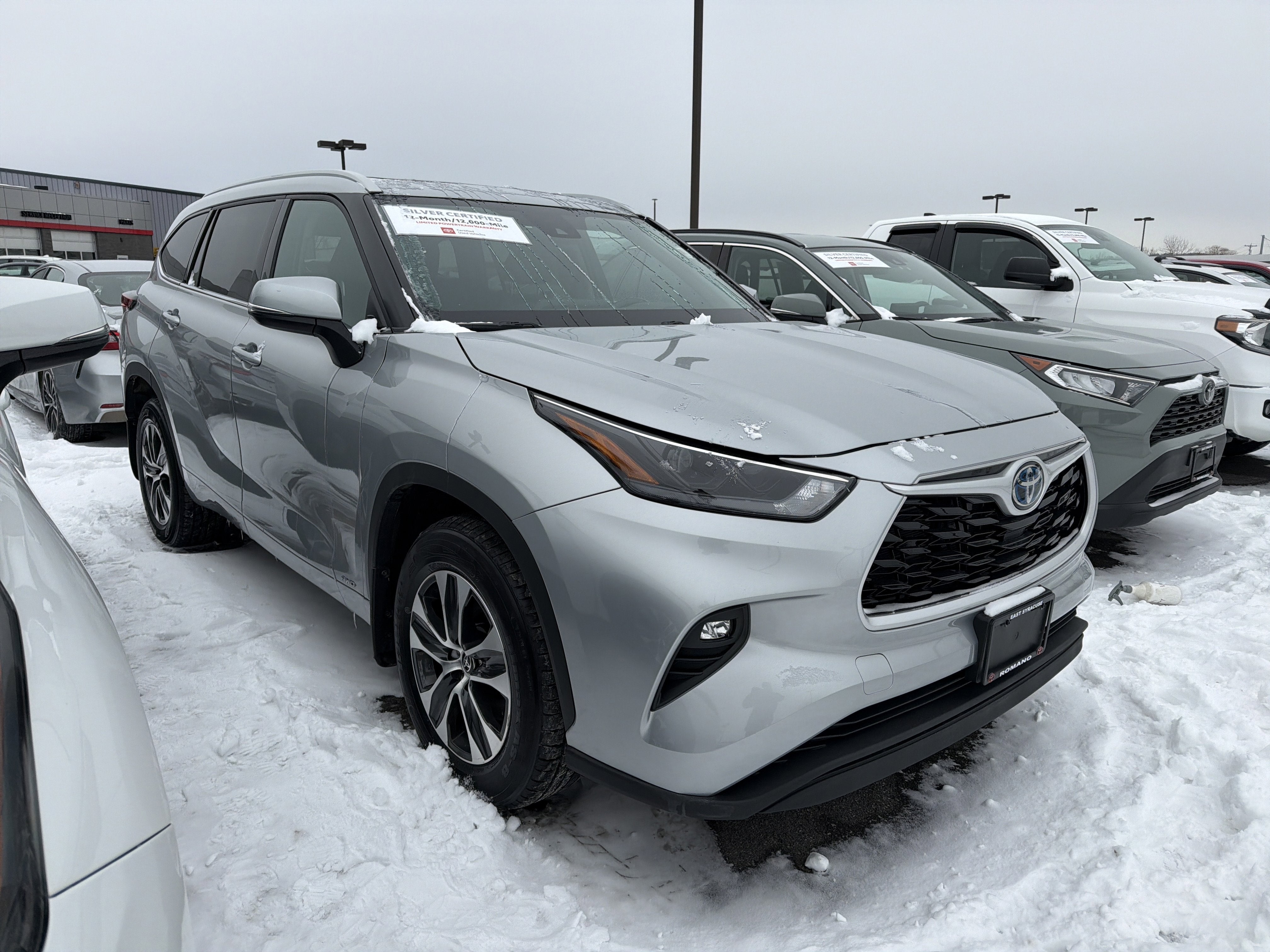 2022 Toyota Highlander Hybrid XLE