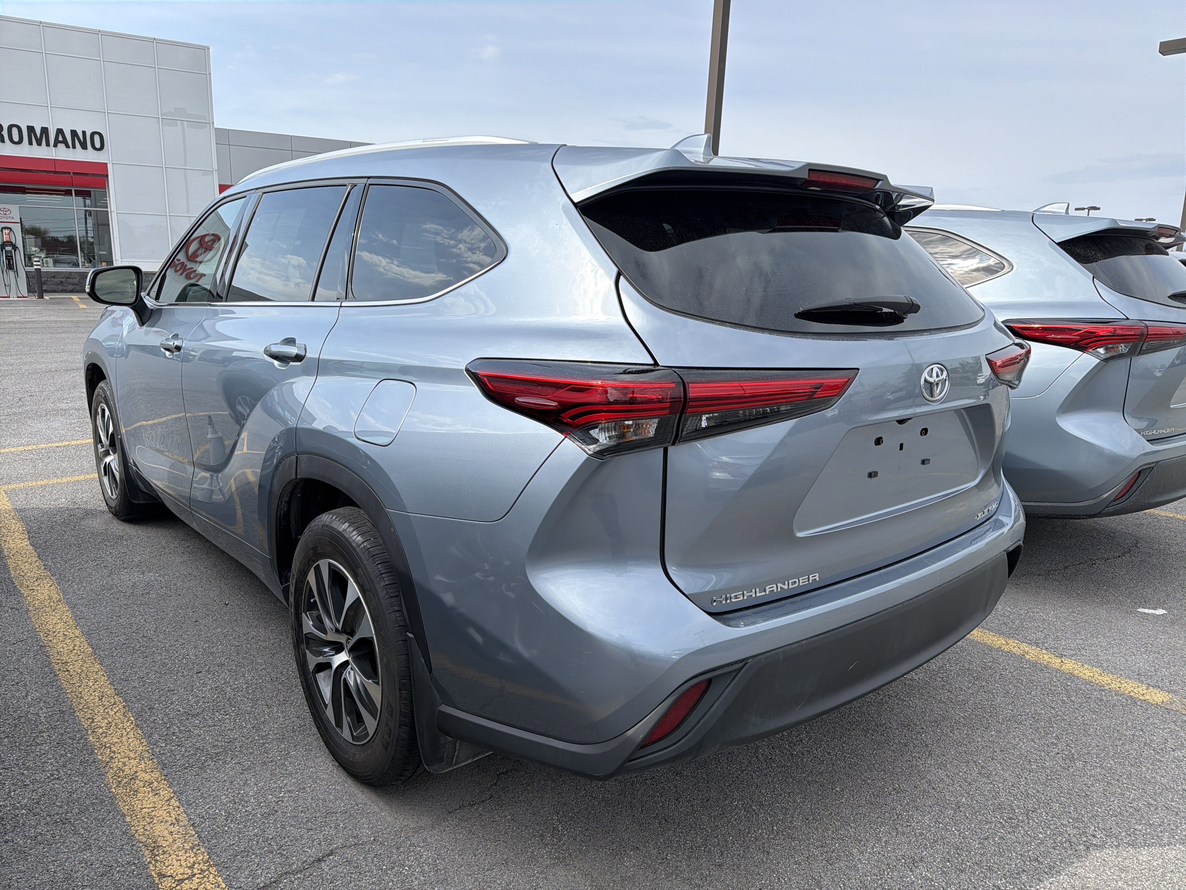 2022 Toyota Highlander XLE