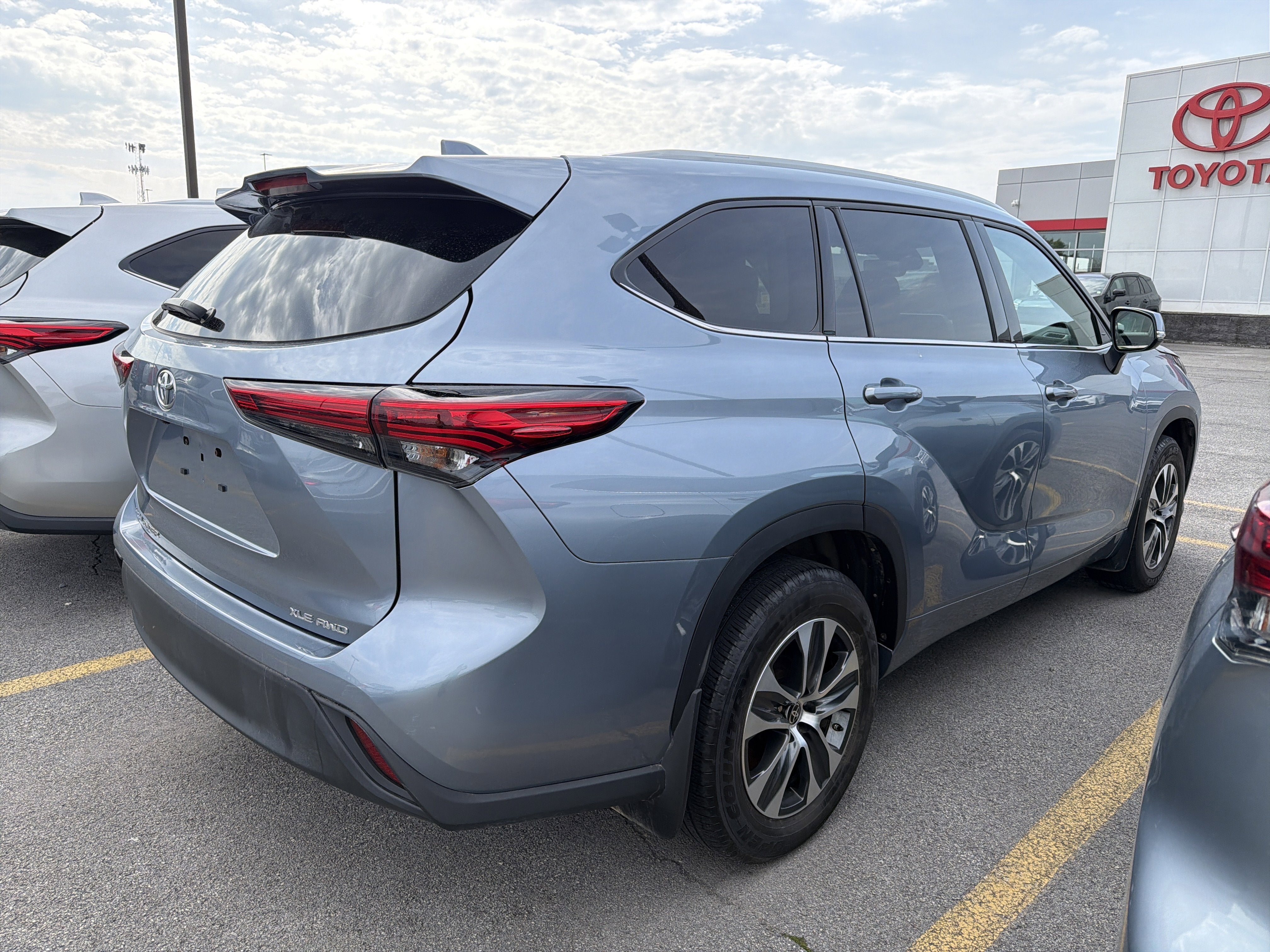 2022 Toyota Highlander XLE