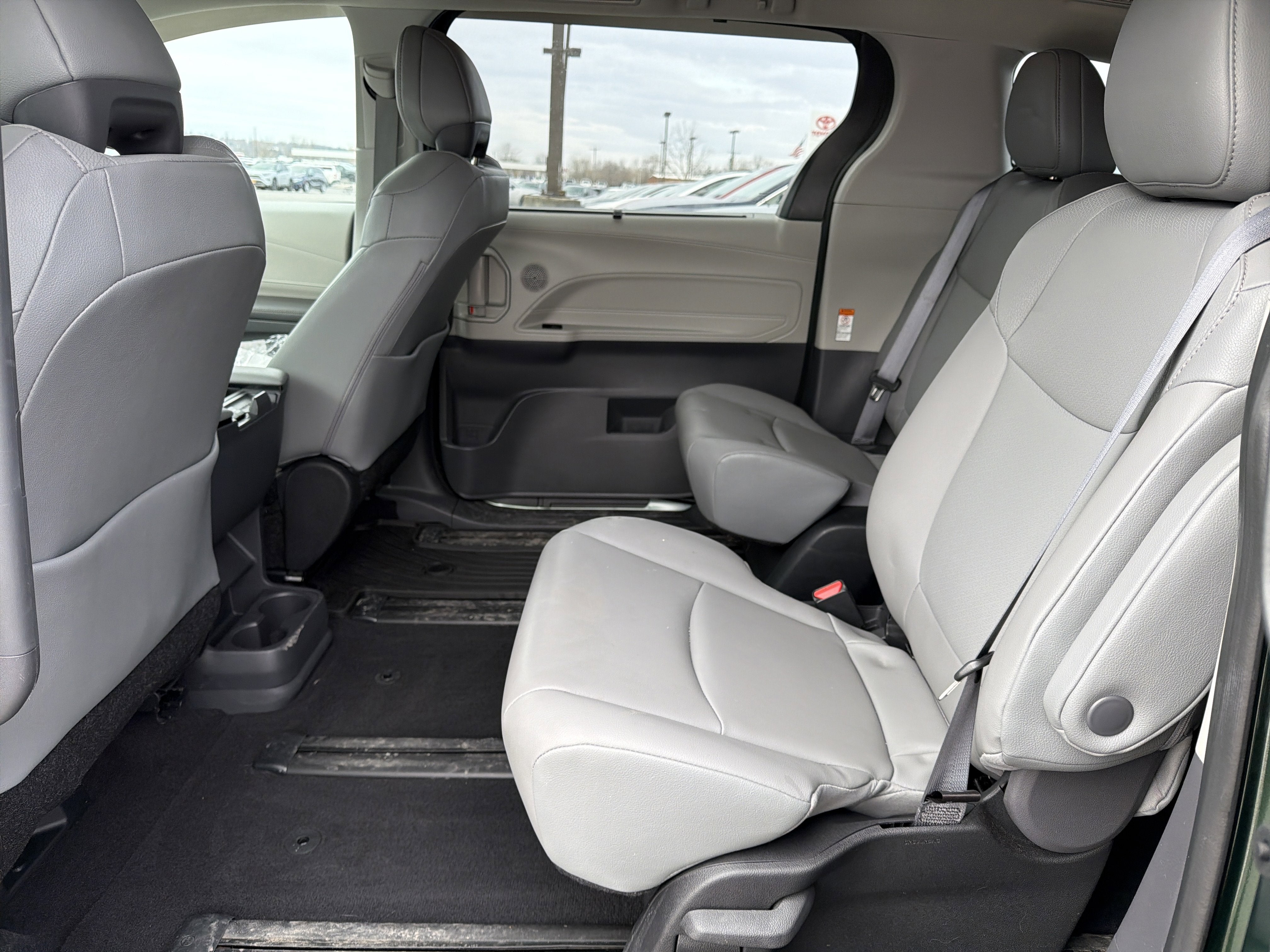 2022 Toyota Sienna XLE