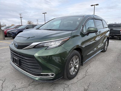 2022 Toyota Sienna XLE