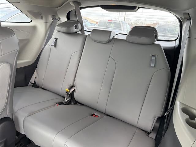 2022 Toyota Sienna XLE