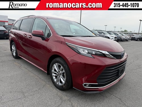 2024 Toyota Sienna XLE