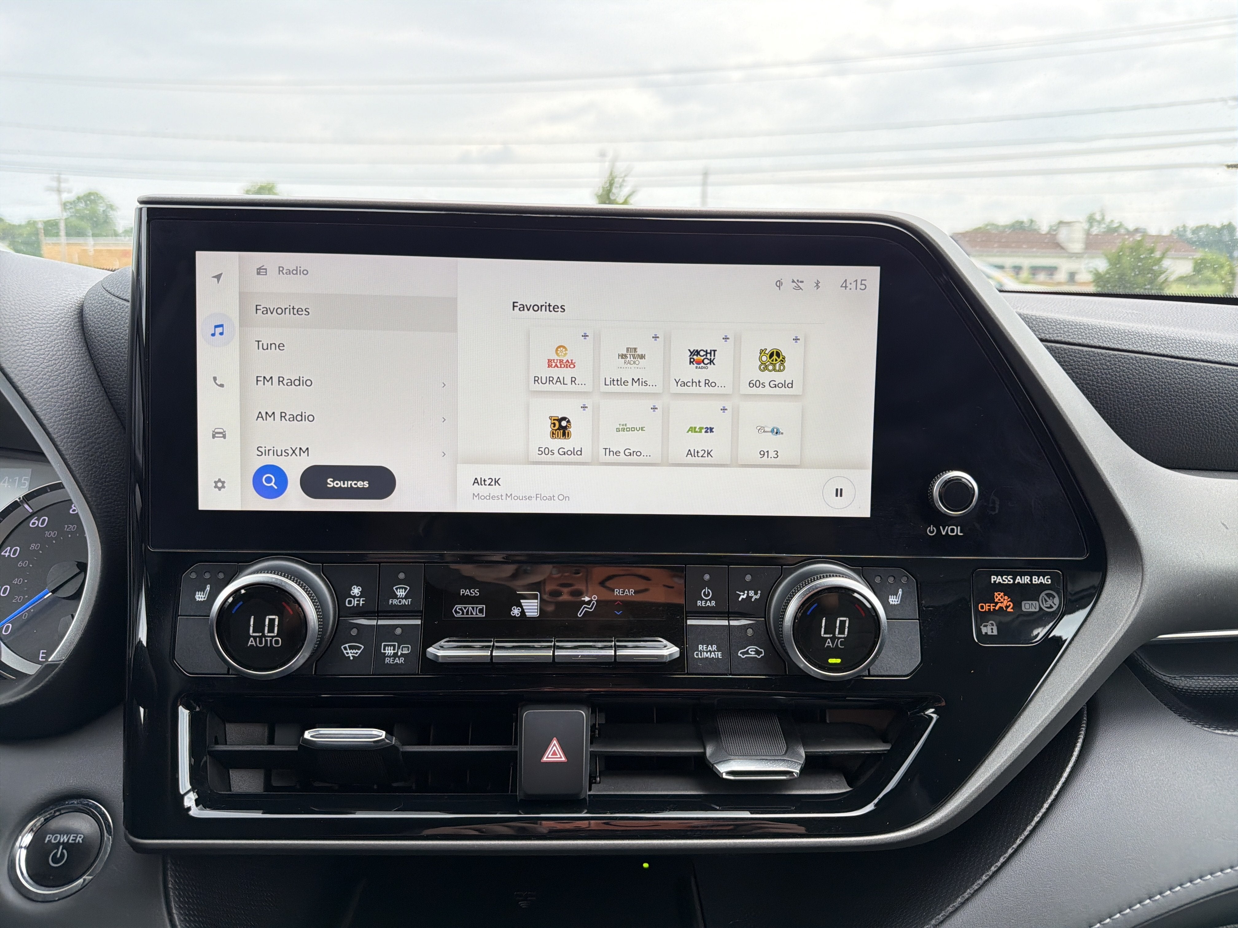 2023 Toyota Highlander Hybrid XLE