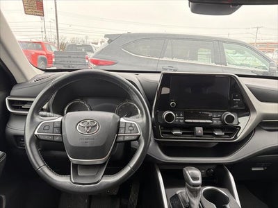 2023 Toyota Highlander LE