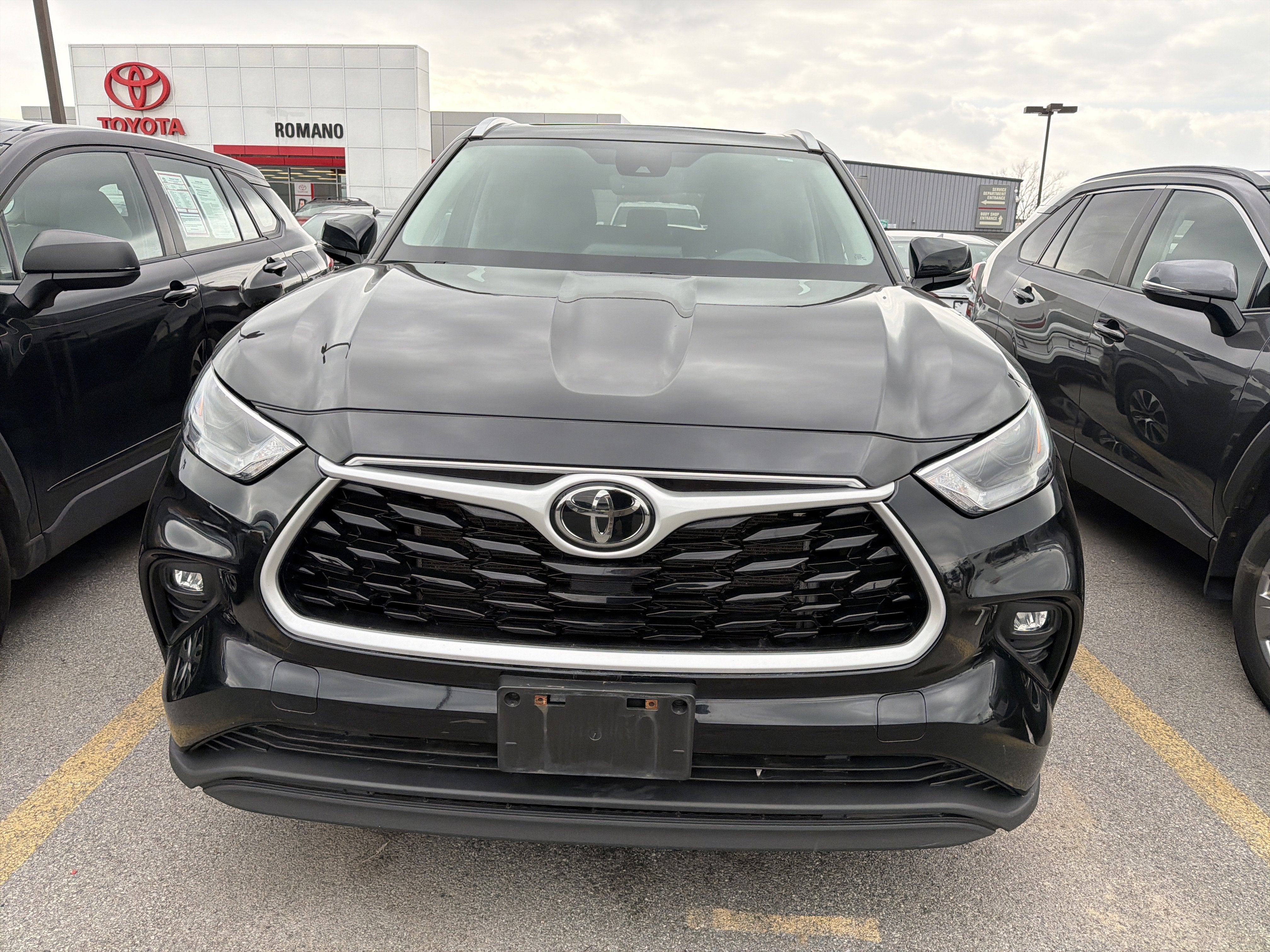 2023 Toyota Highlander XLE