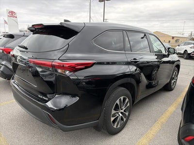2023 Toyota Highlander XLE