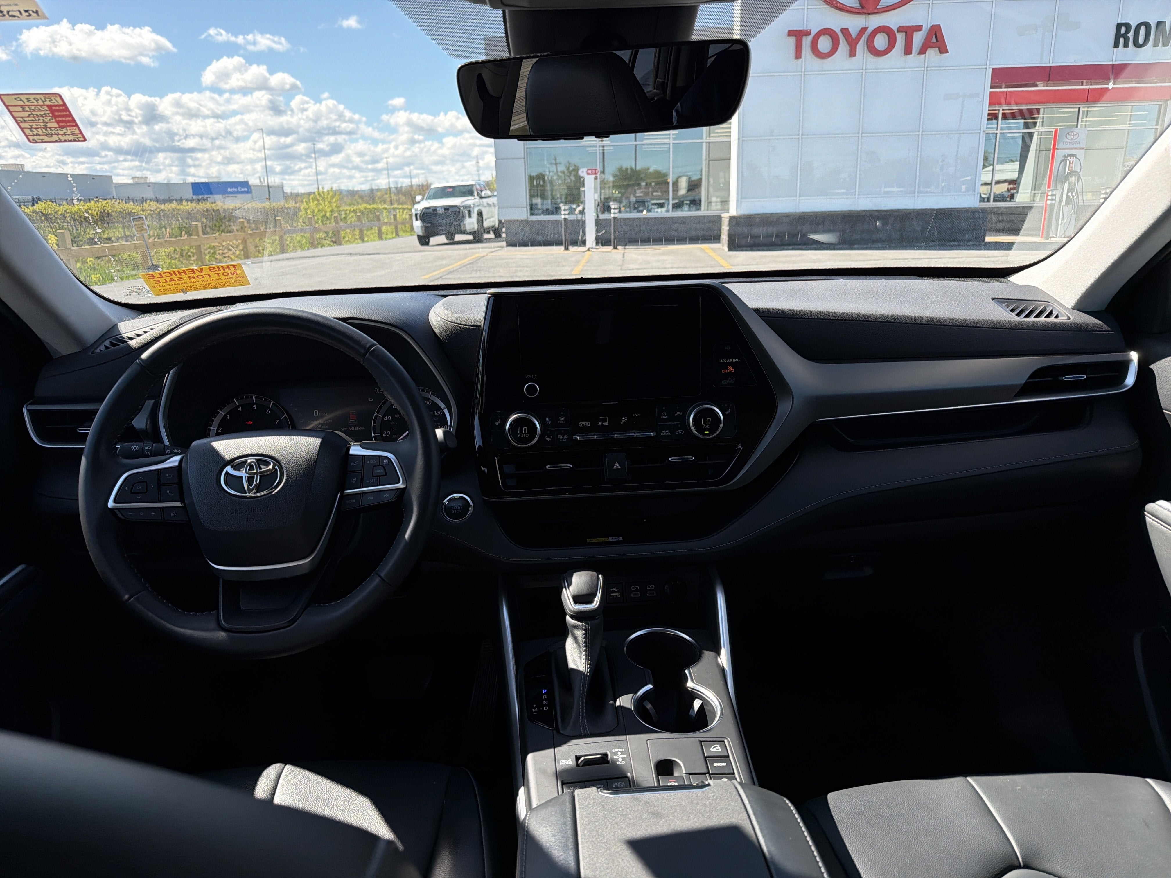 2023 Toyota Highlander XLE