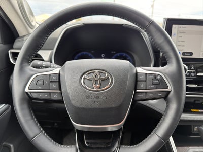 2024 Toyota Highlander Platinum