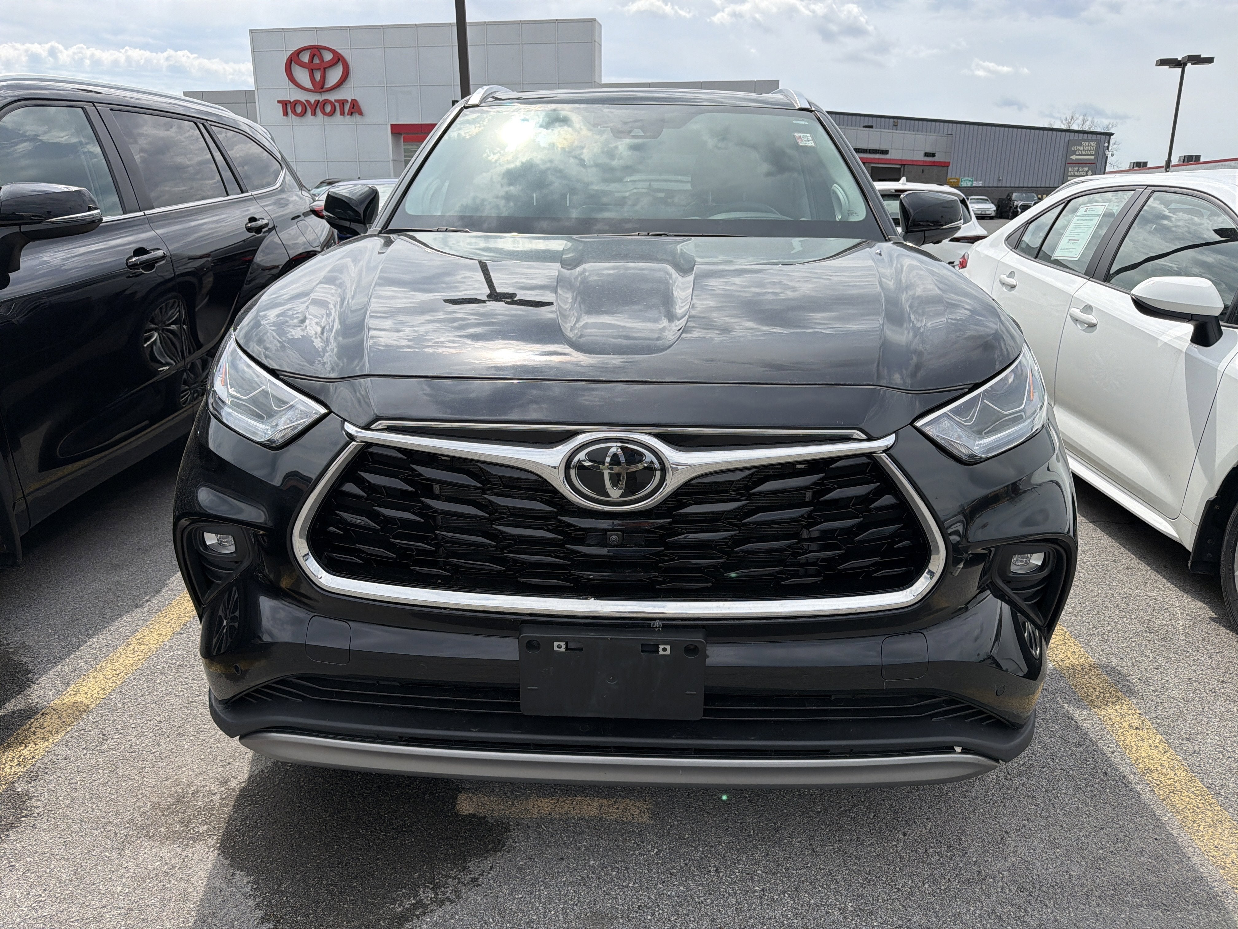 2024 Toyota Highlander Platinum