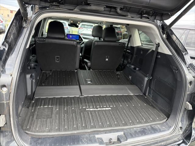 2024 Toyota Highlander Platinum