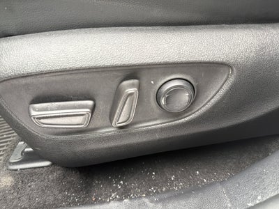 2023 Toyota Highlander Base