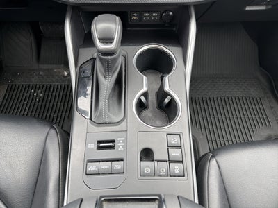 2023 Toyota Highlander Base