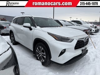 2023 Toyota Highlander Base