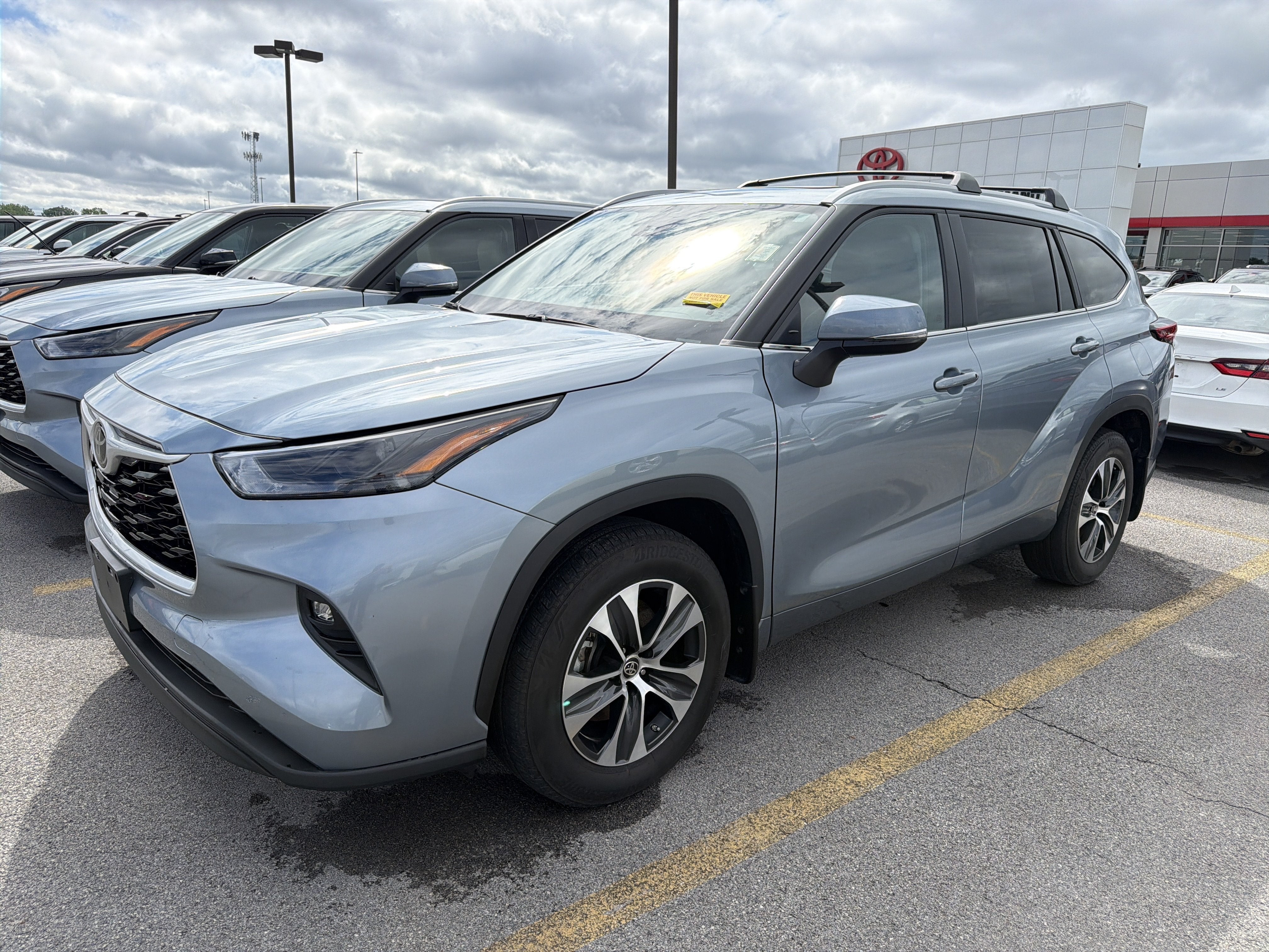 2023 Toyota Highlander XLE