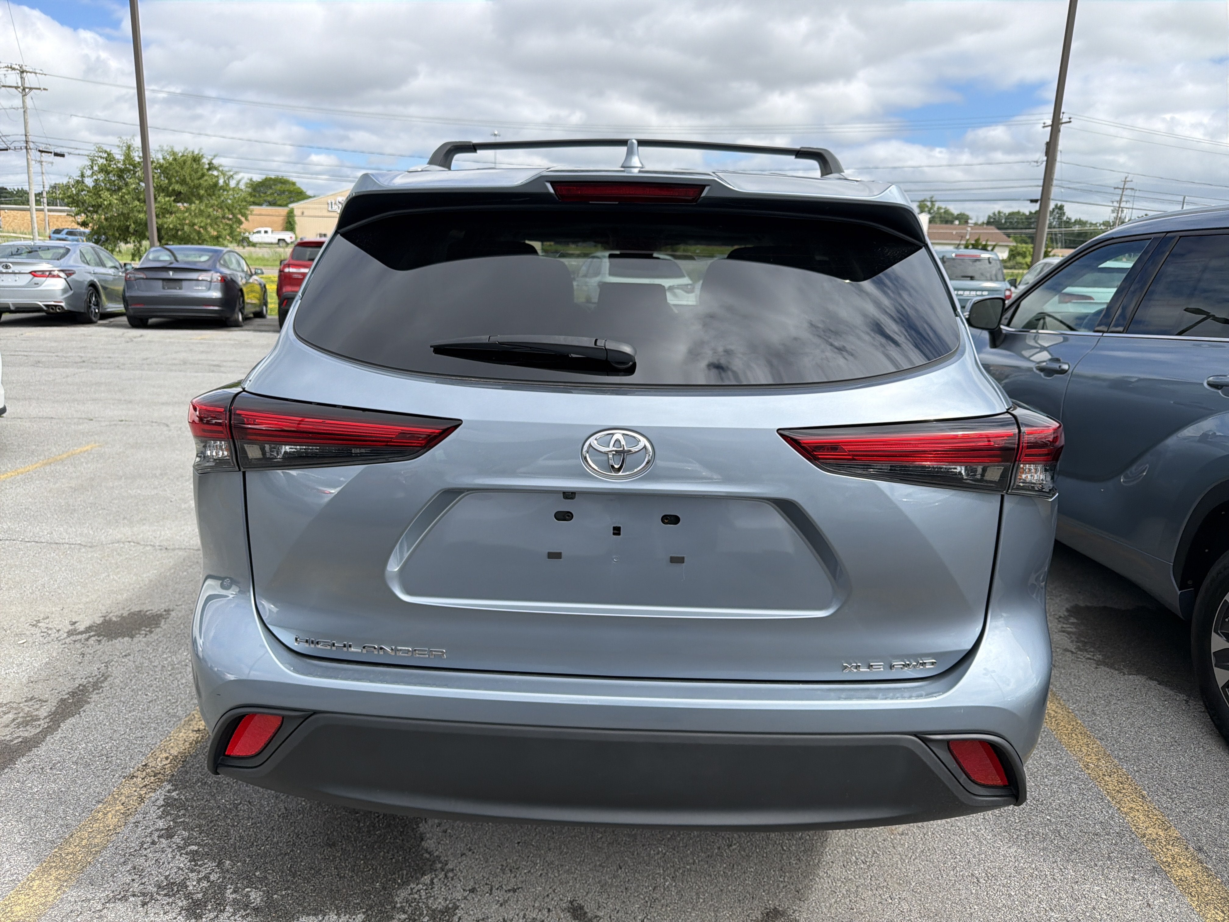 2023 Toyota Highlander XLE